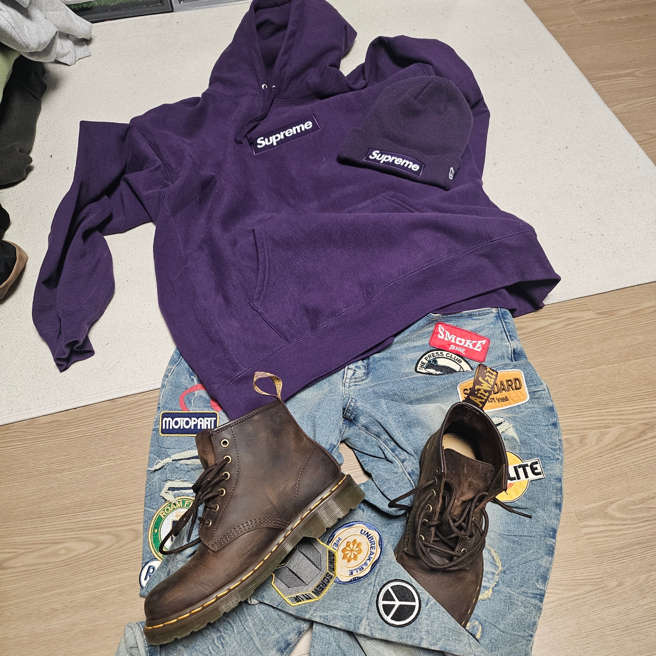 Stussy SS Link Studded Belt Black, Supreme New Era Box Logo Beanie Dark Purple - 23FW 착용 스타일 - 4