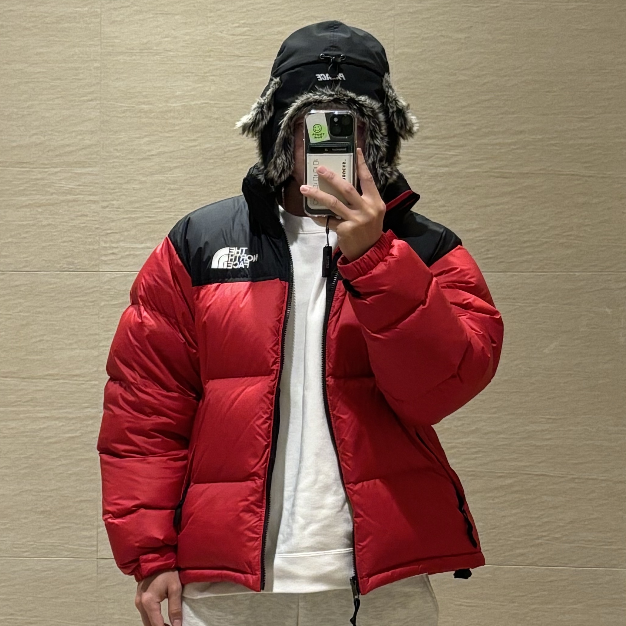 Palace Gore-Tex Dog Ear 6-Panel Black - 23FW 착용 스타일