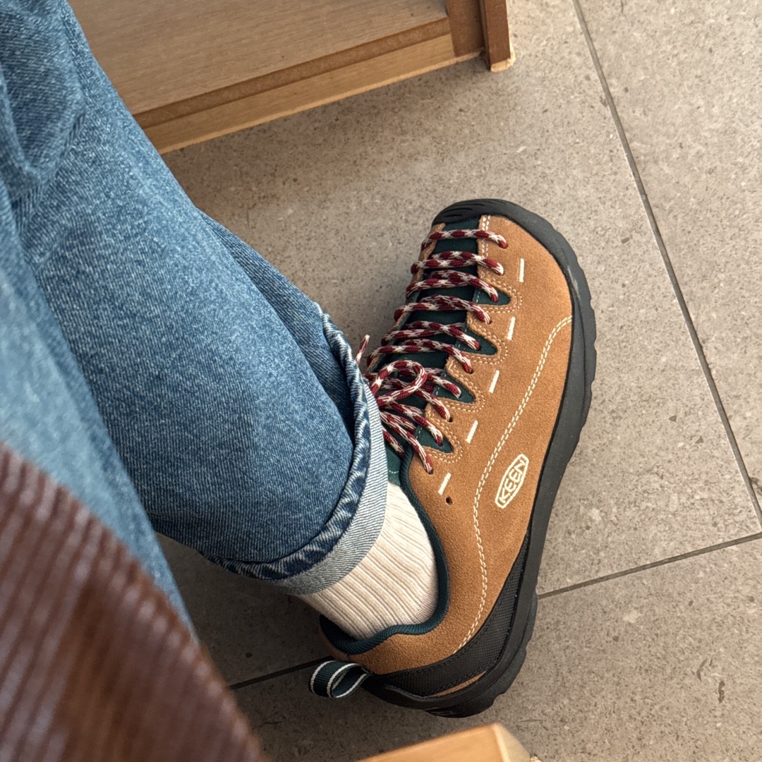 (W) Keen Jasper Sneakers Bright Brown 착용 스타일