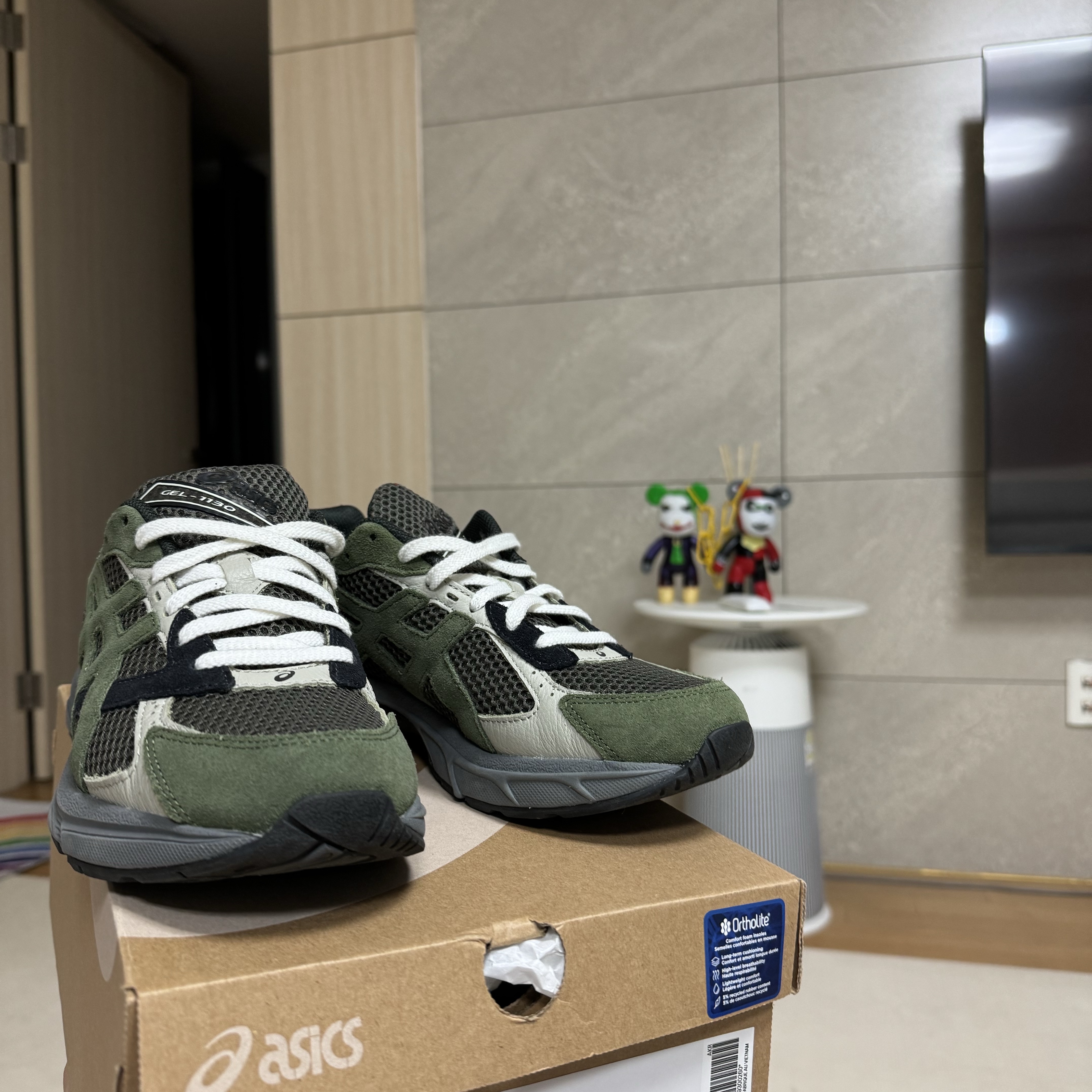 Asics Gel-1130 SMU Olive Canvas Smog Green 착용 스타일 - 2