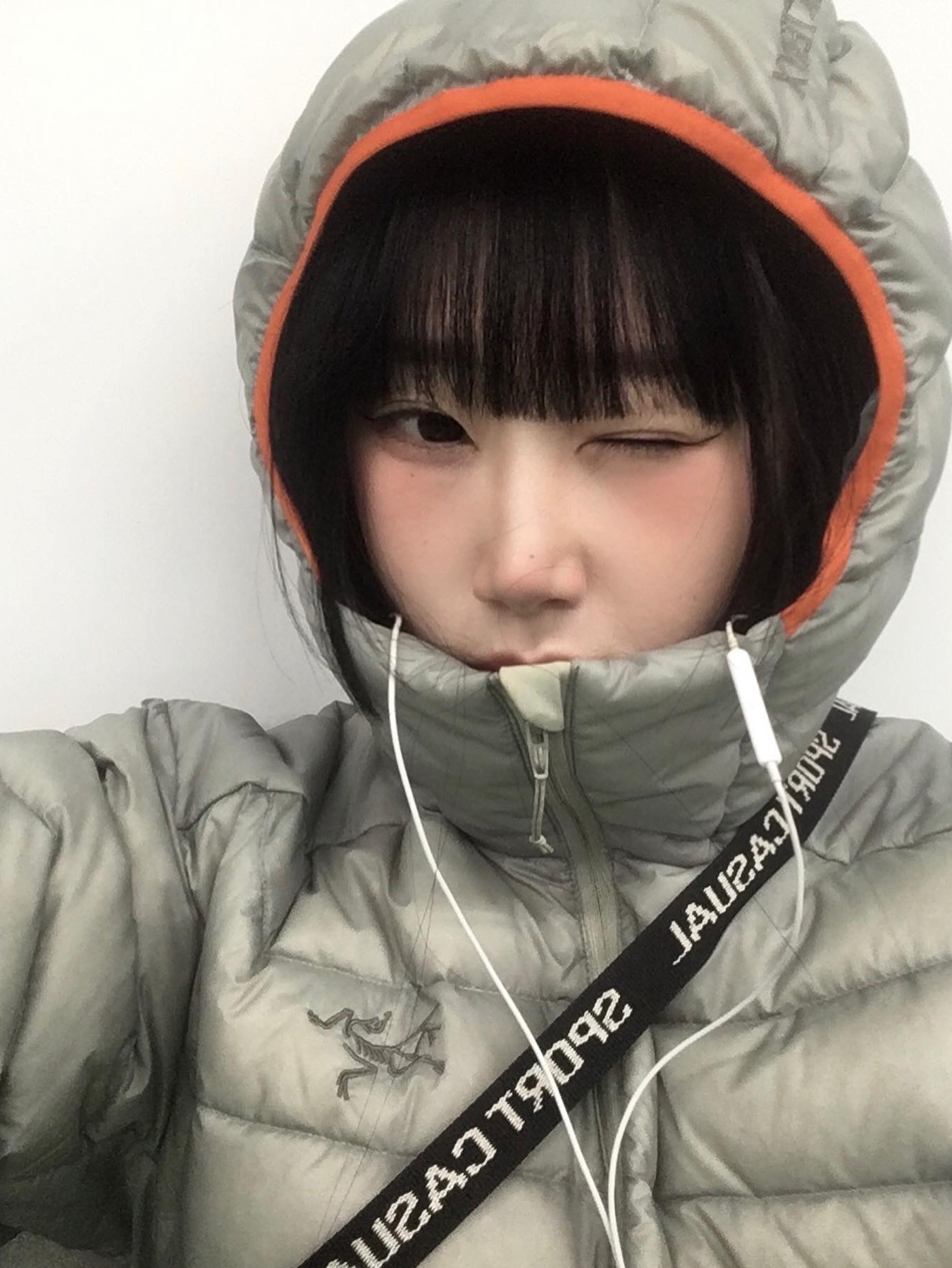 Arc'teryx Cerium Hoody Habitat 착용 스타일 - 1