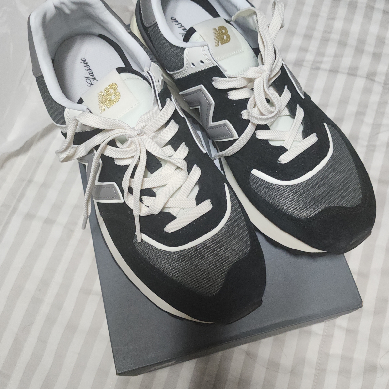 New Balance 574 Legacy Black 착용 스타일