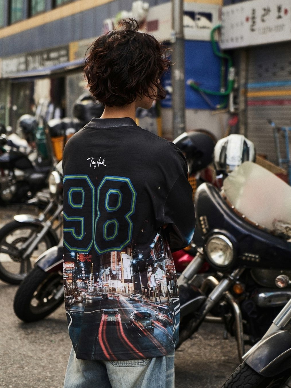 TONY HAWK San Diego Night City Long Sleeve Charcoal 착용 스타일 - 2