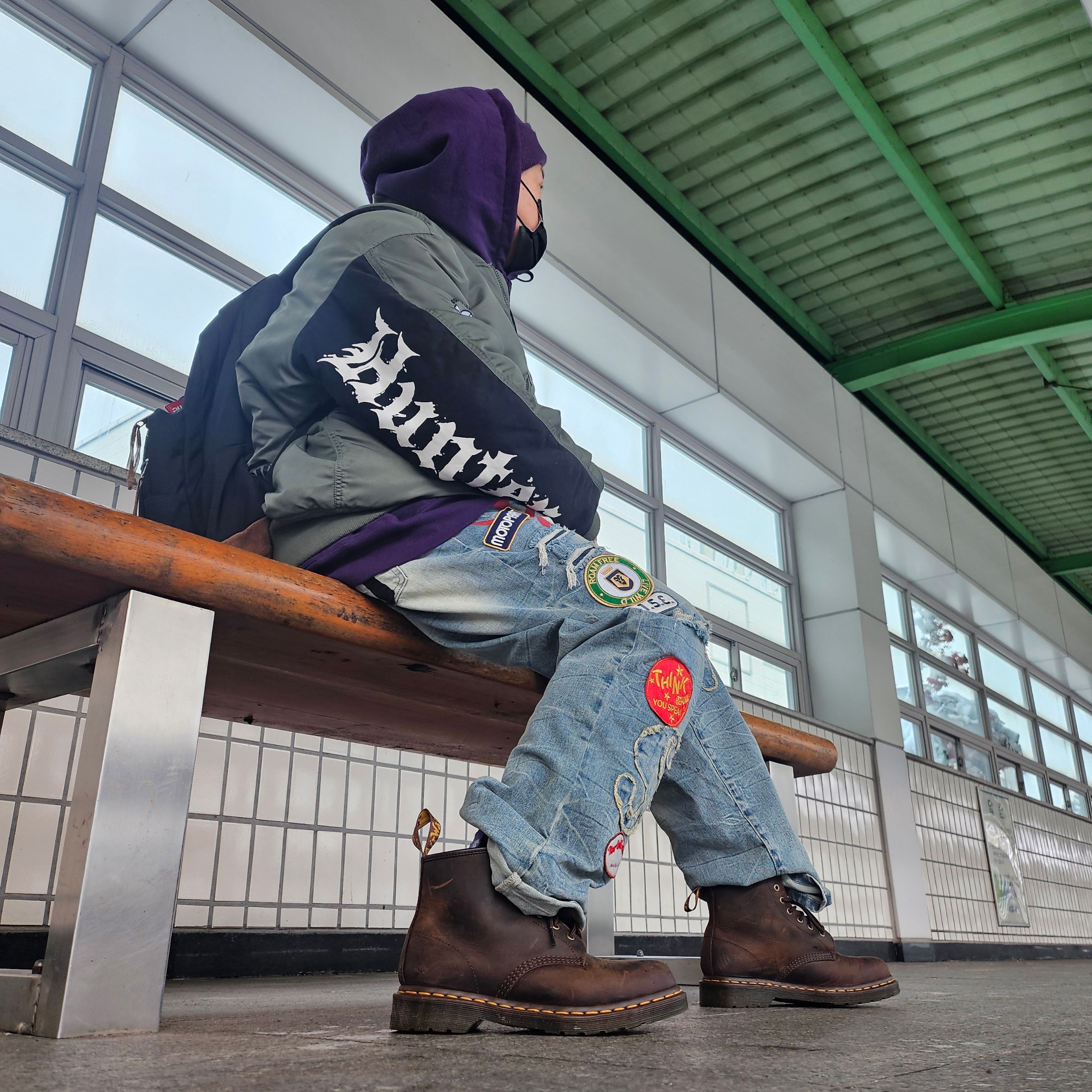 Stussy SS Link Studded Belt Black, Supreme New Era Box Logo Beanie Dark Purple - 23FW 착용 스타일 - 3