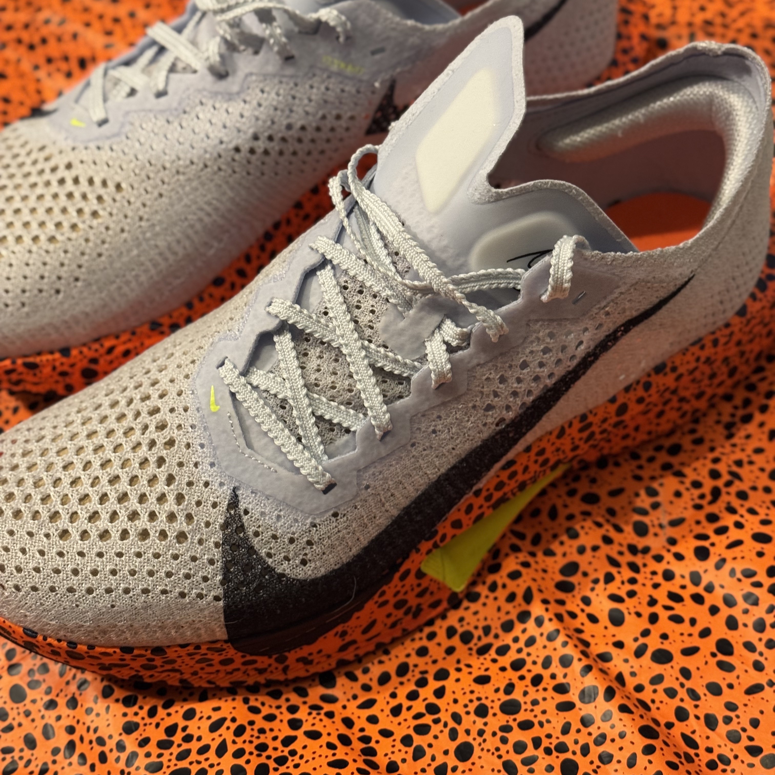Nike ZoomX Vaporfly Next% 3 Electric 착용 스타일