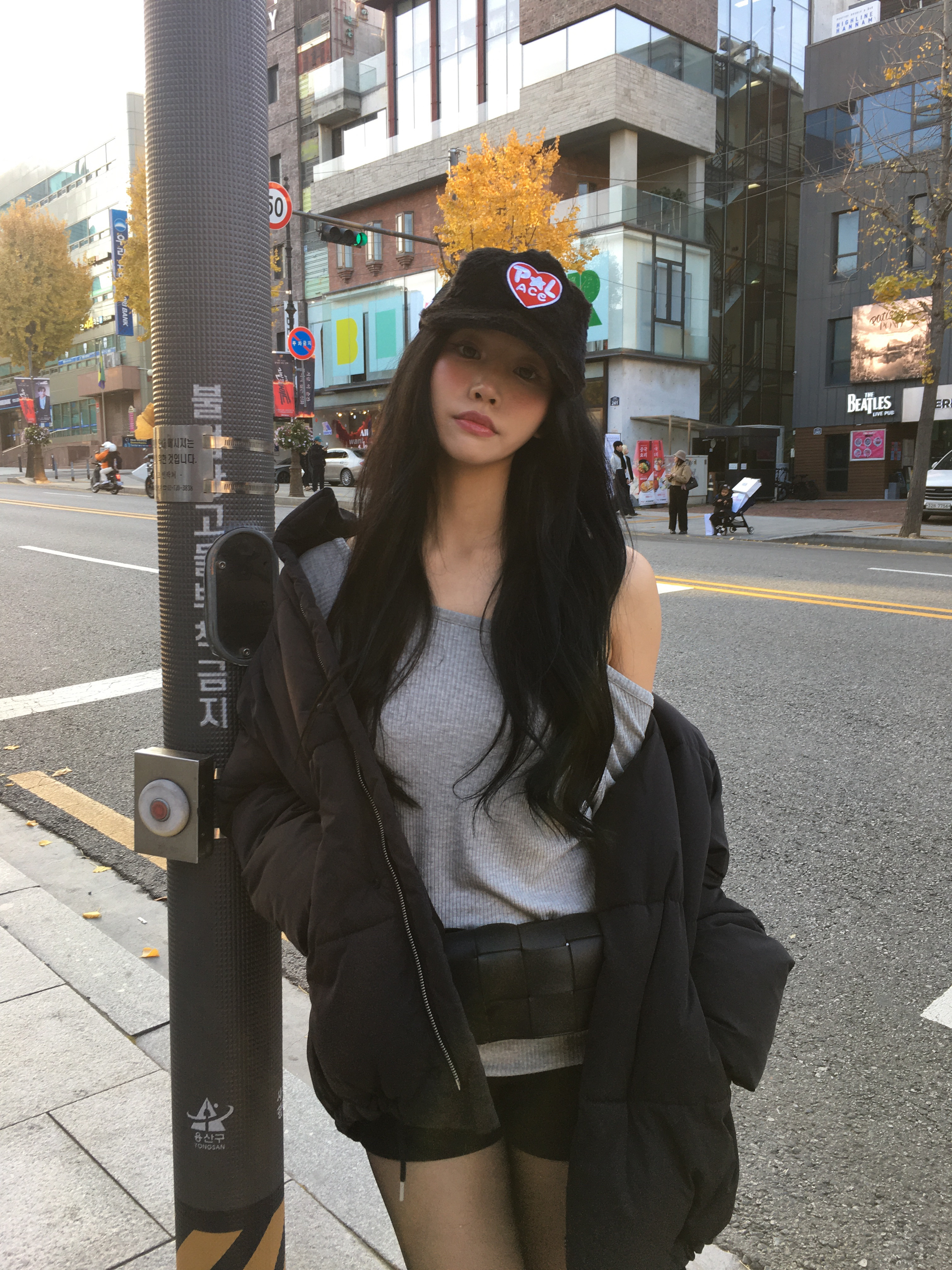 Palace Club Trucker Black - 24FW 착용 스타일 - 2