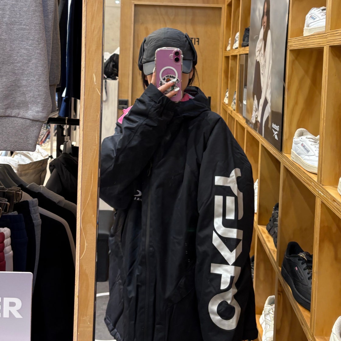 팔라스 x 오클리 스노우 자켓 블랙 - 24FW | Palace | KREAM