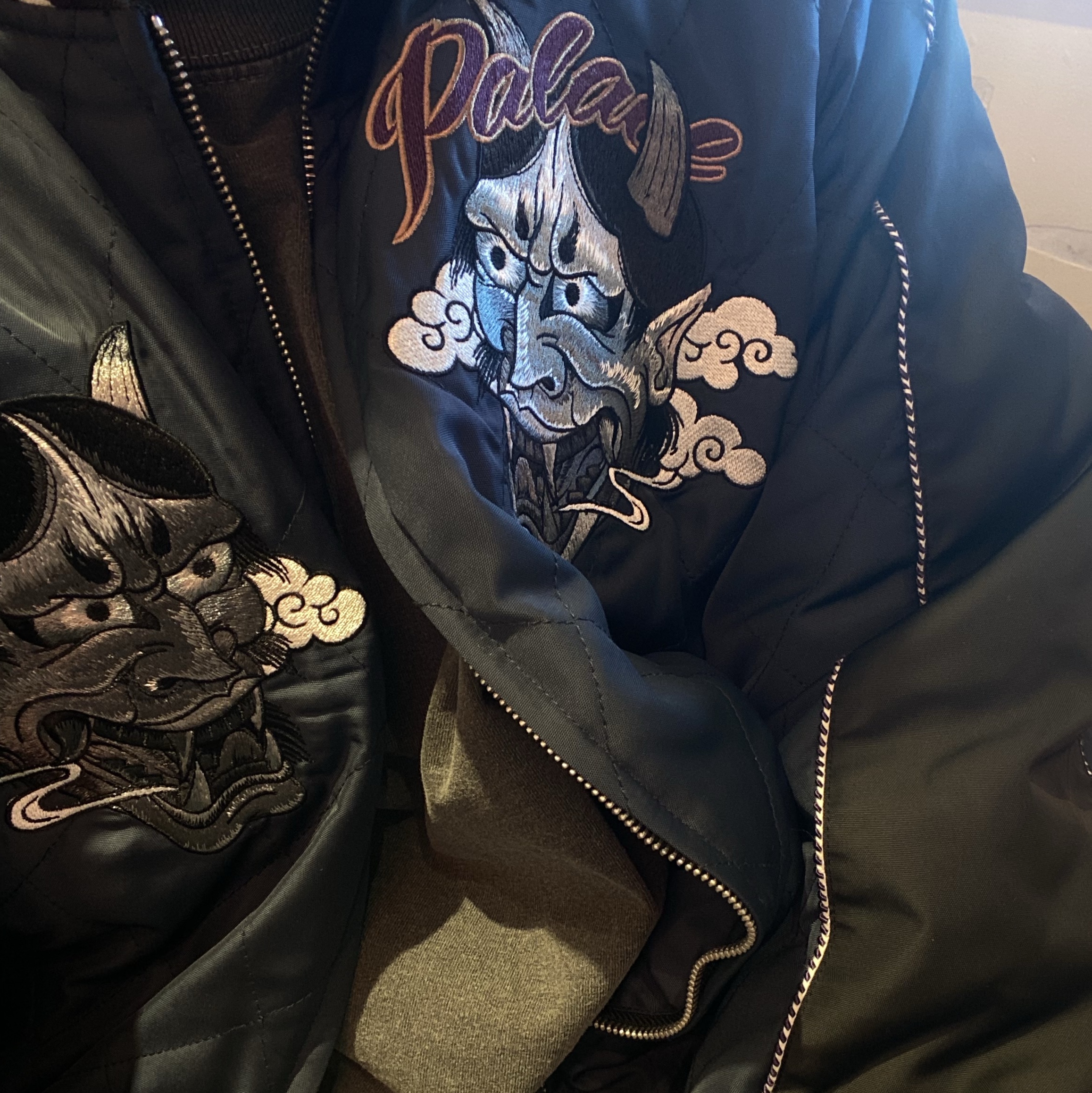 Palace Festival Bomber Jacket Black - 23FW 착용 스타일