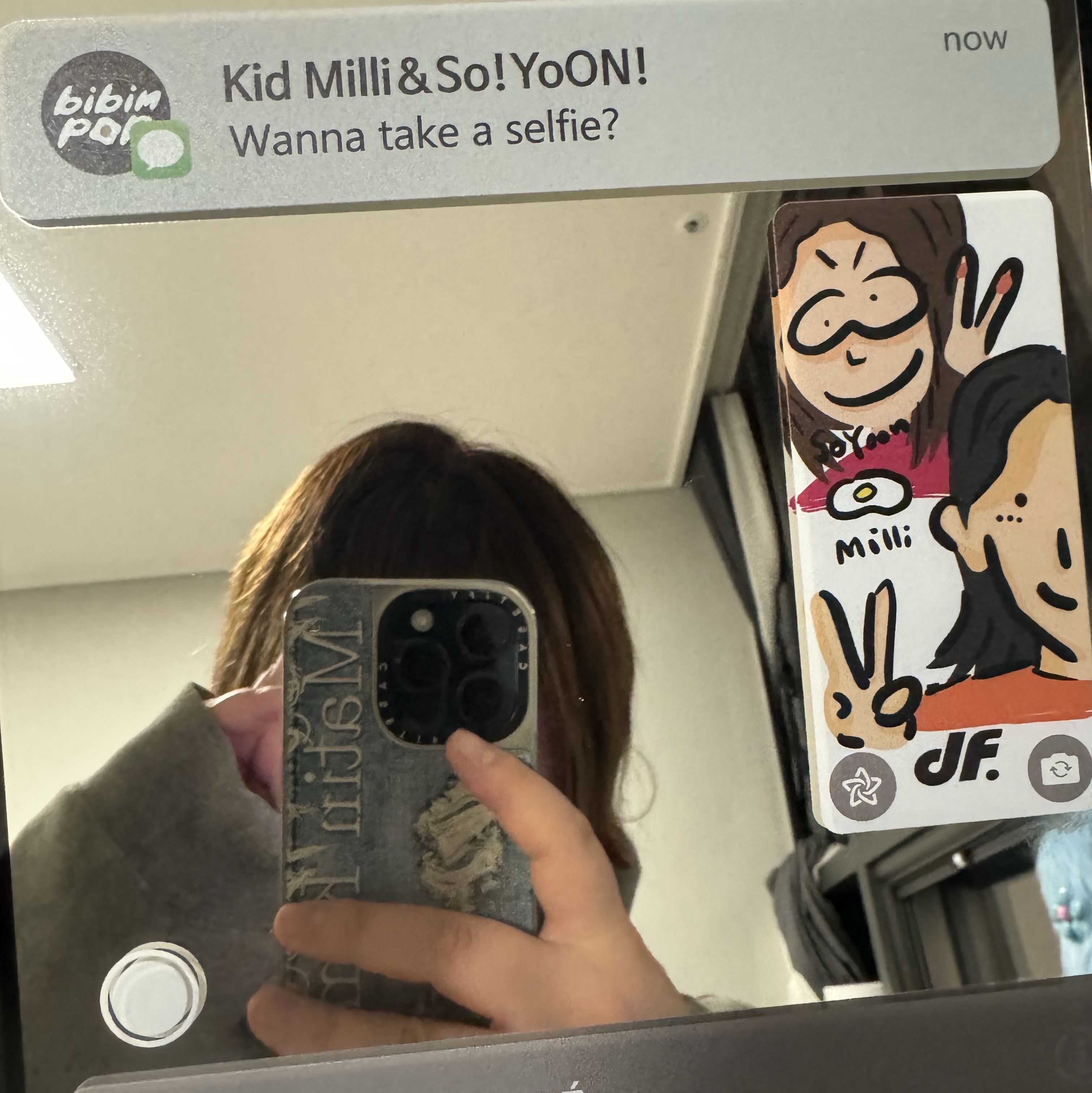 [Kid Milli & So!YoON!] BIBIM-POP x SAY TOUCHÉ Facetime Mirror (S) 착용 스타일
