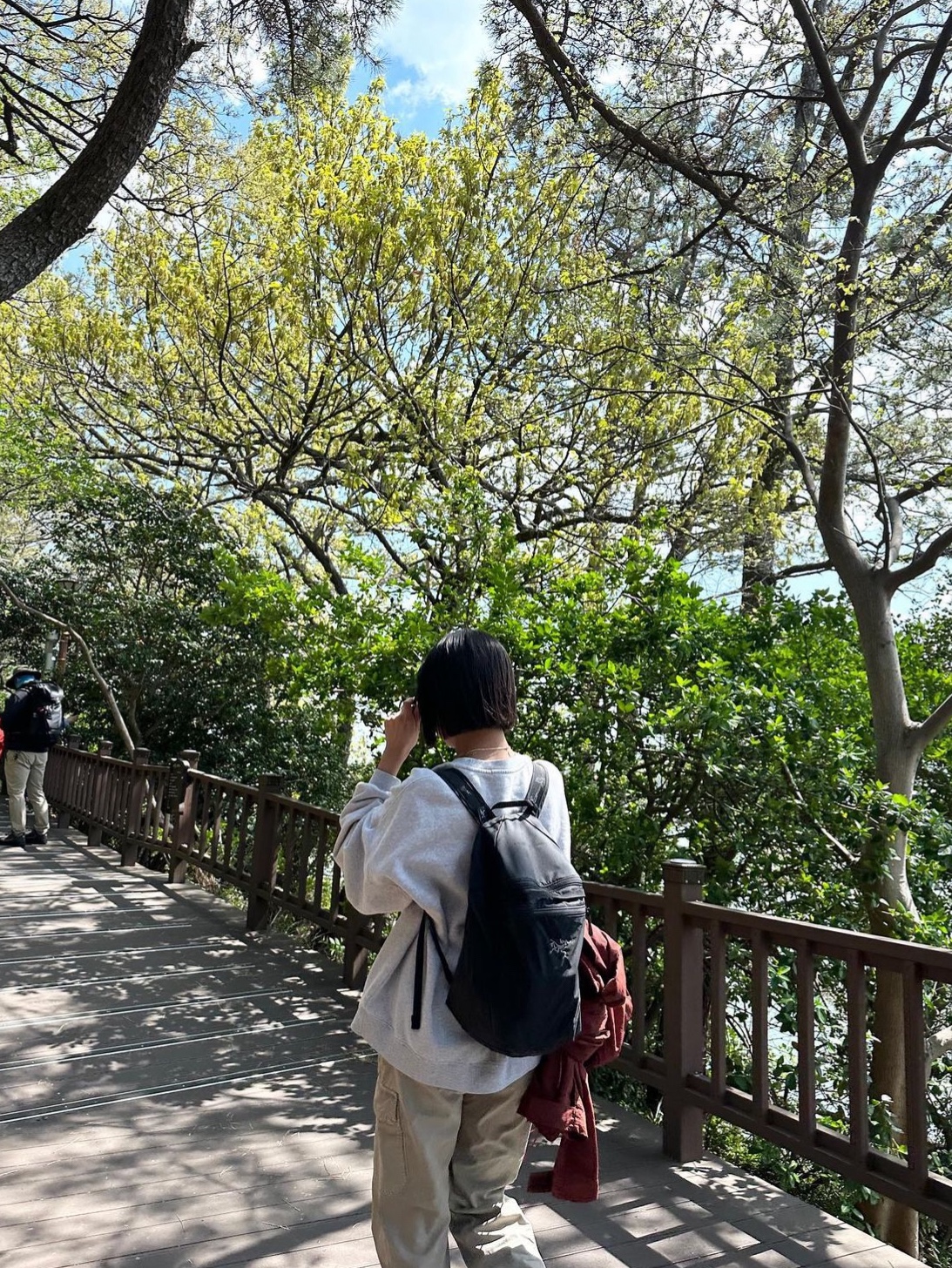 Arc'teryx Heliad 15 Backpack Wicker Sprint, Kapital 14 oz. Denim Short Pants Studs Remake Indigo (Processing) 착용 스타일 - 2