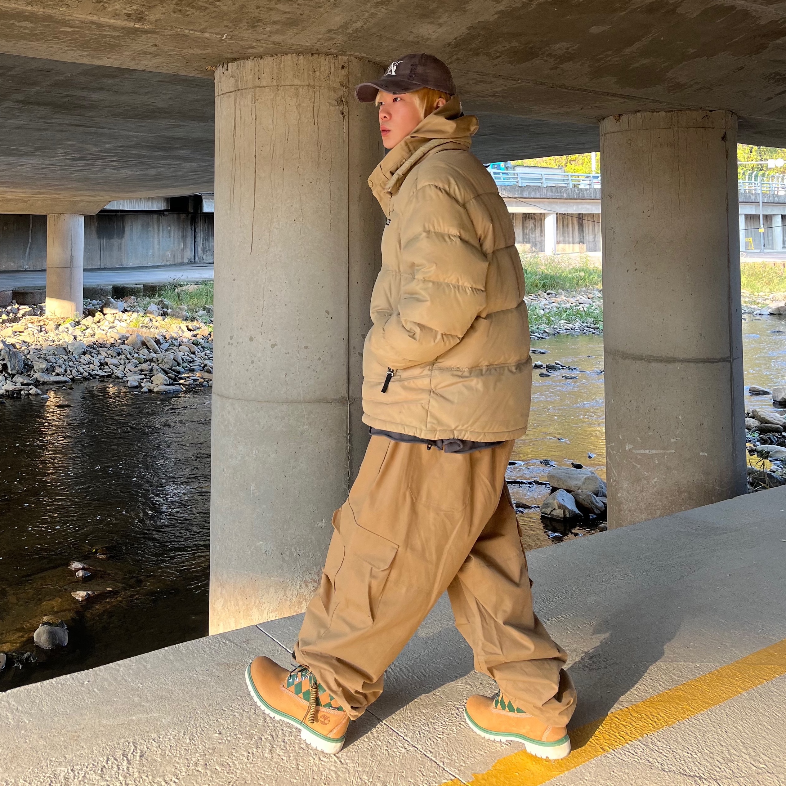 KASINA x Timberland 6 In Premium Vibram GTX Wheat 착용 스타일 - 1