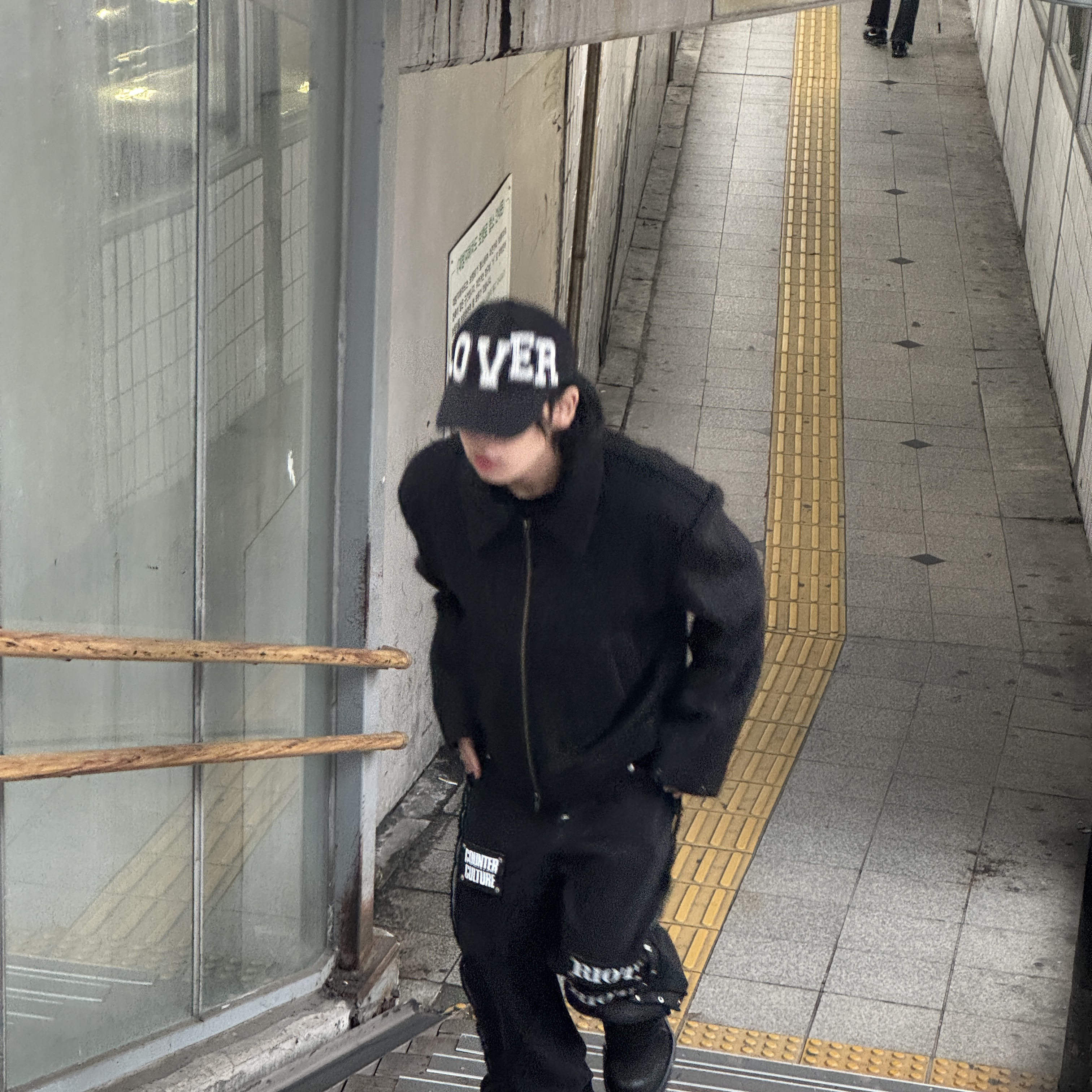 PACOSPLY Lover E3 Cap Black 착용 스타일 - 2
