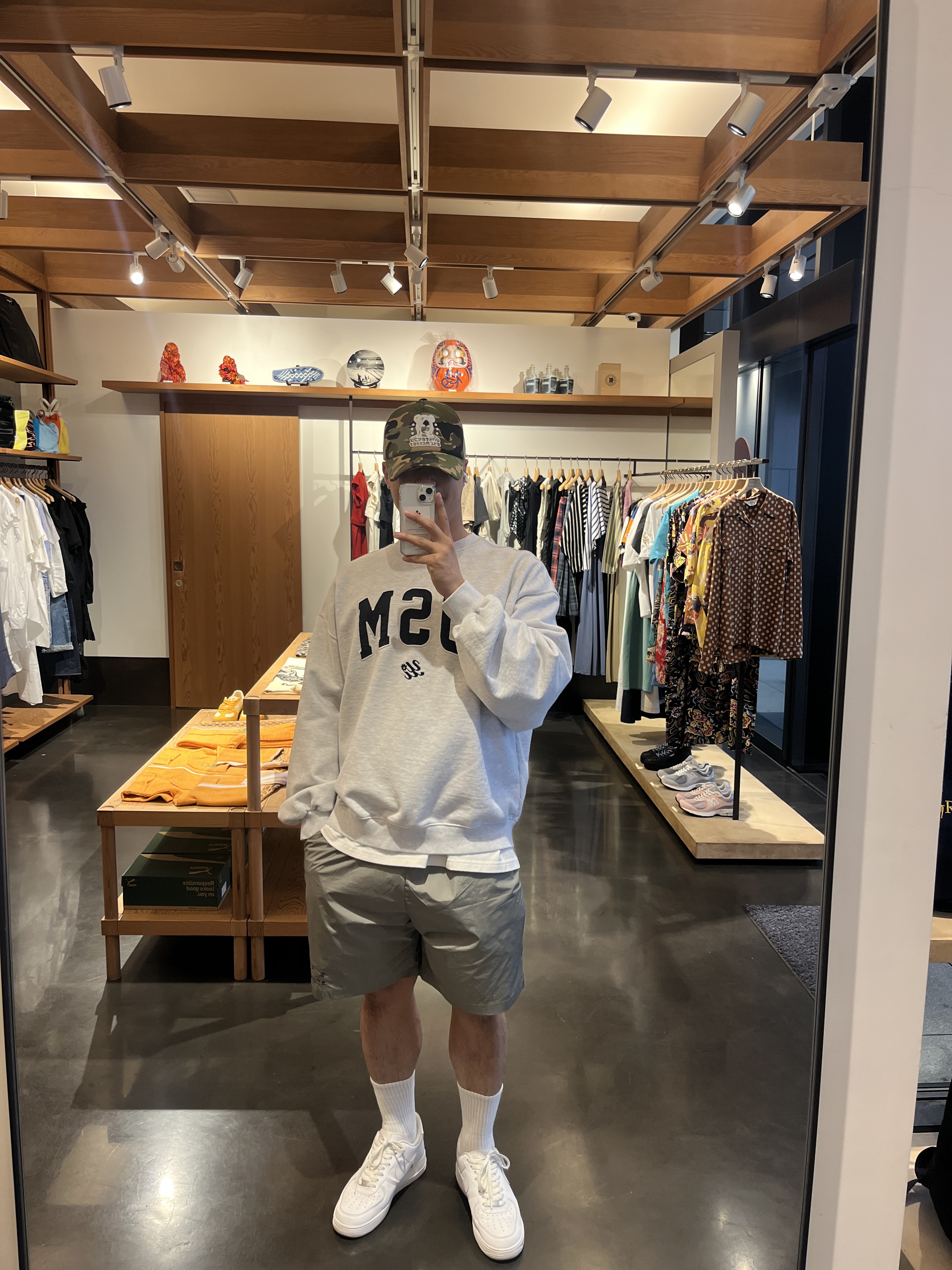 IAB Studio Woven Shorts Gray - 23FW 착용 스타일 - 2