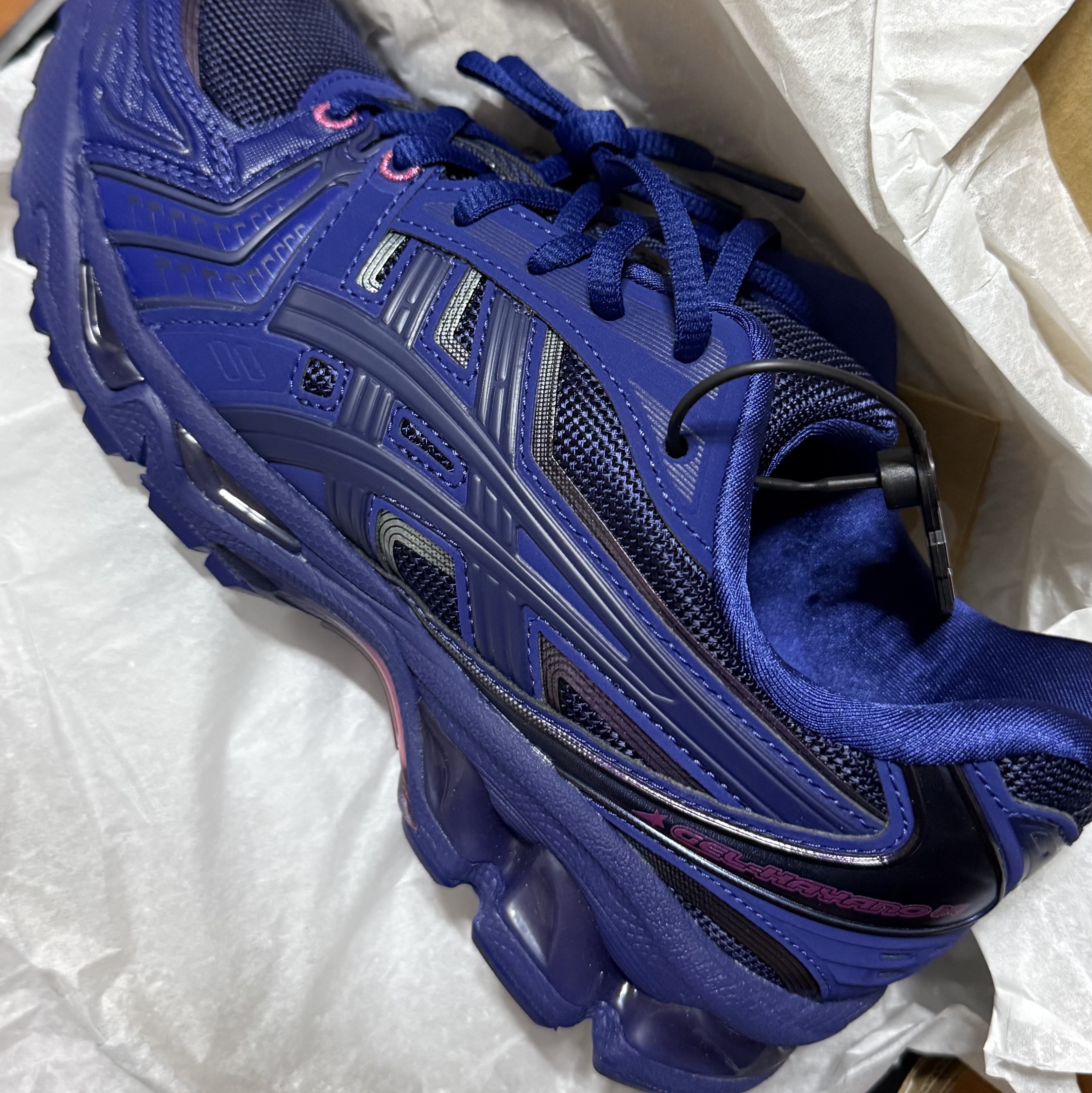 Asics x 8ON8 Gel-Kayano 14 Indigo Blue Pink 착용 스타일
