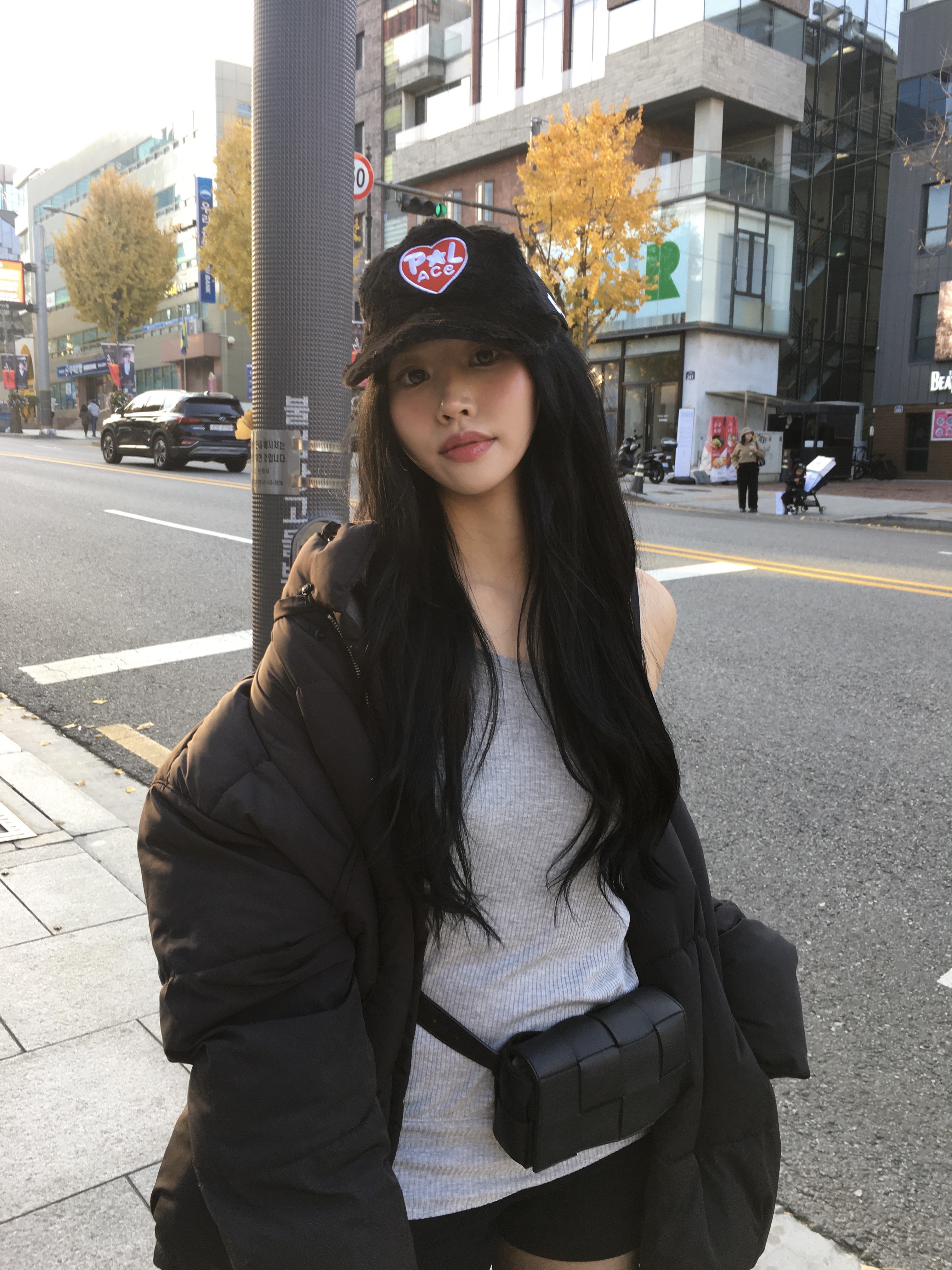Palace Club Trucker Black - 24FW 착용 스타일 - 3