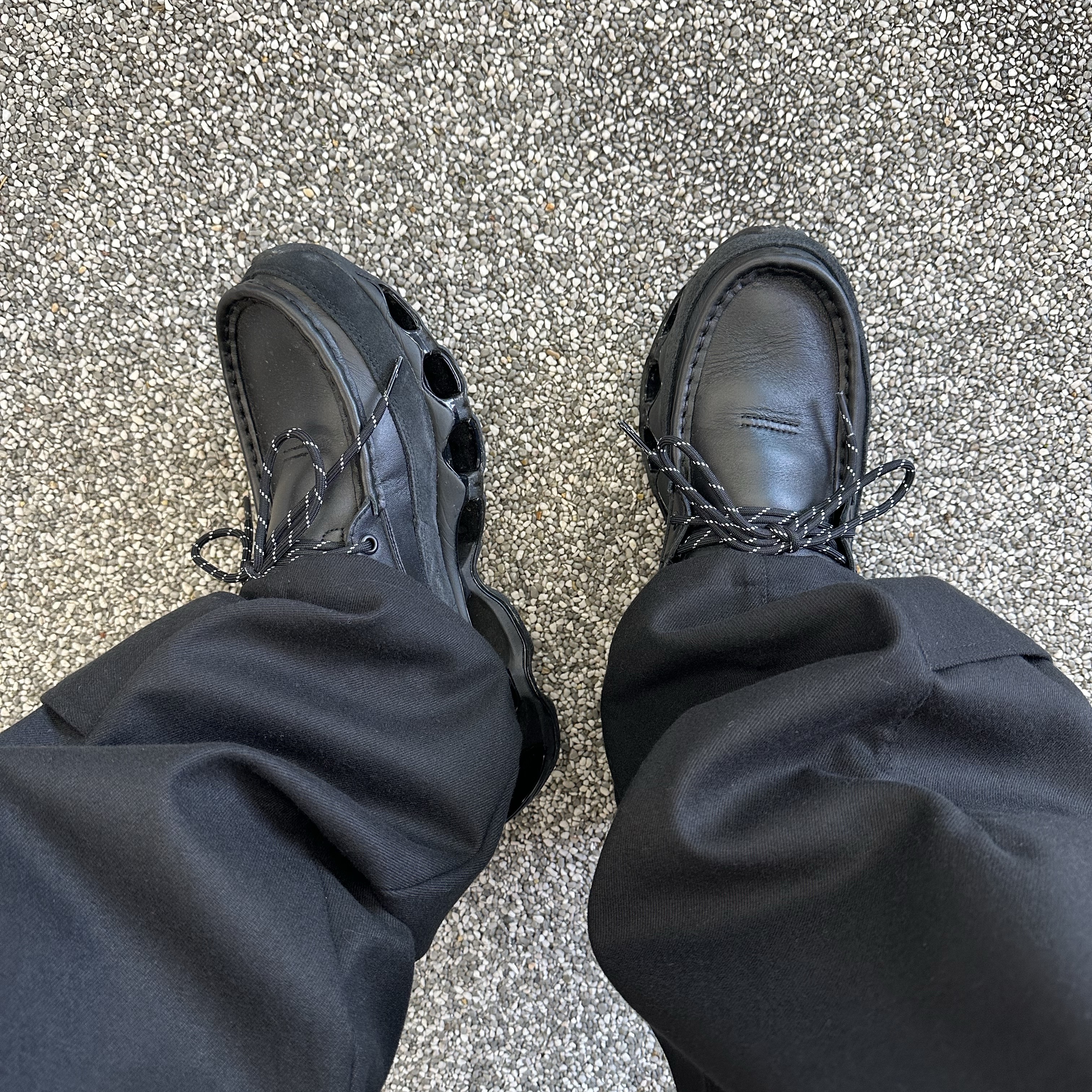 Supreme x MM6 Maison Margiela Zip Up Hooded Sweatshirt Black - 24SS, Mizuno Wave Prophecy MOC Black 착용 스타일 - 3