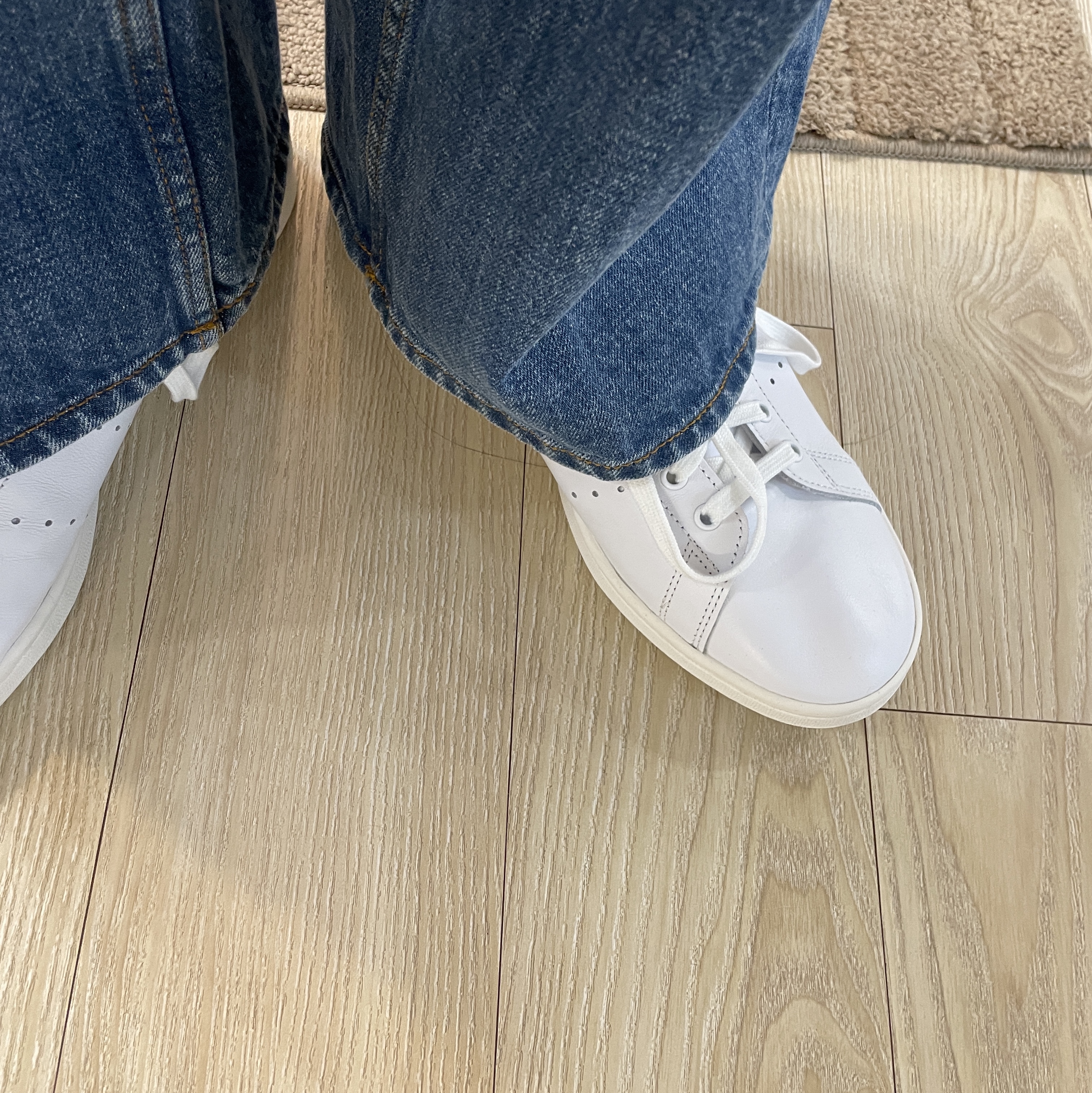 Adidas Stan Smith Decon Cloud White Green 착용 스타일 - 4