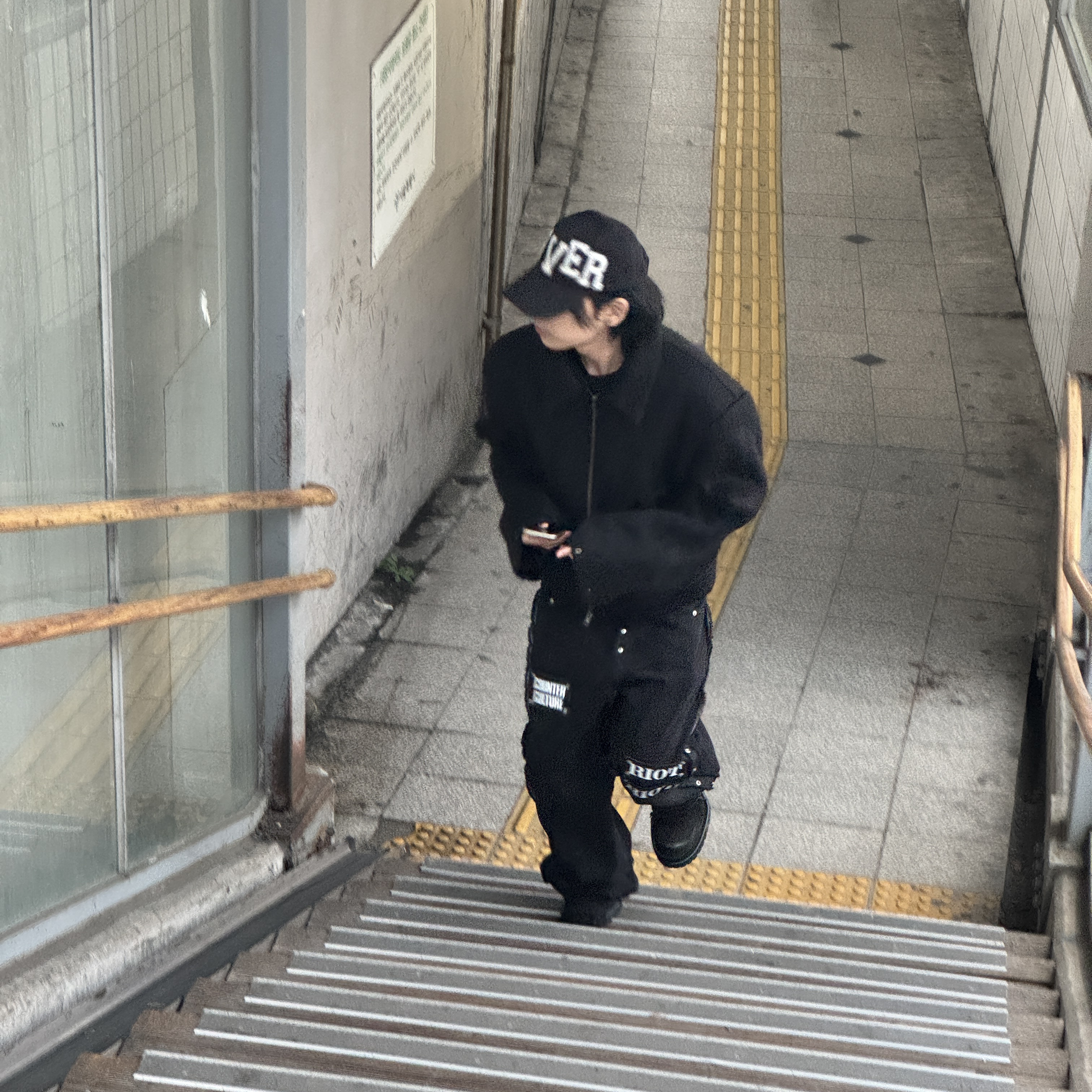 PACOSPLY Lover E3 Cap Black 착용 스타일 - 1