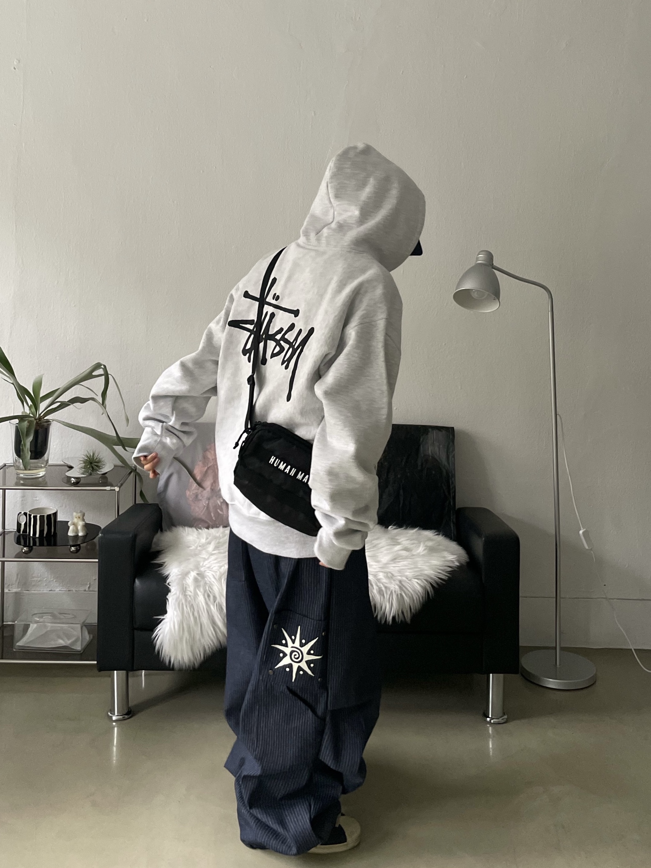Human Made Military Light Pouch Black, Adidas Superstar Premium Black White 착용 스타일 - 2