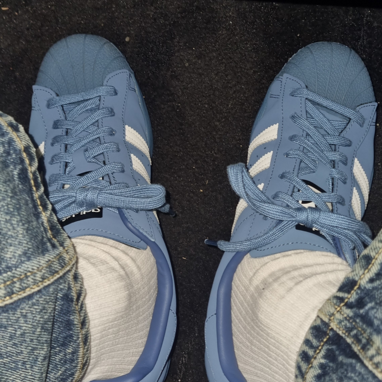 Adidas x Atmos x Daiki Tsuneta Superstar Altered Blue 착용 스타일