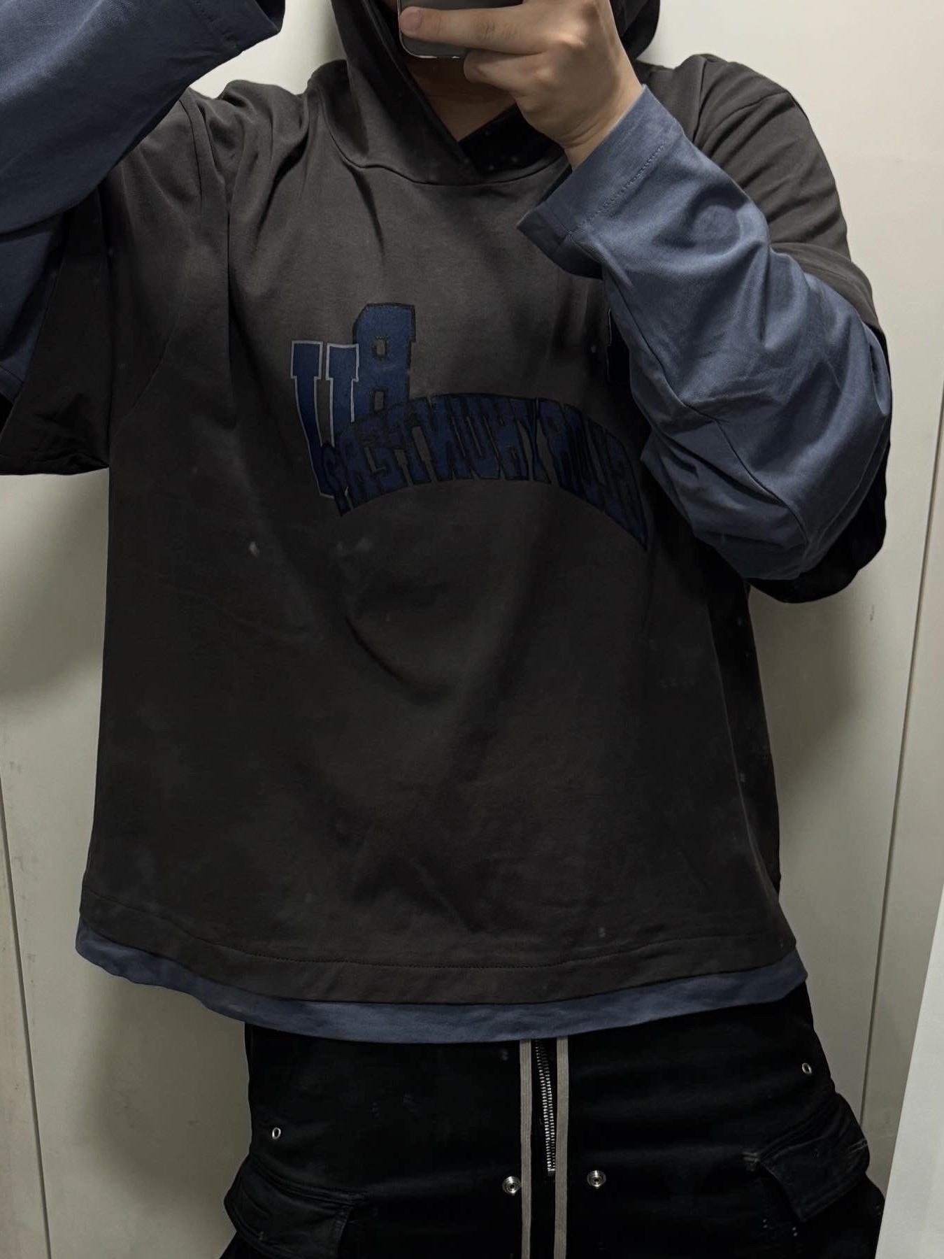 rbU Gloryhunter Layered Hoodie 착용 스타일