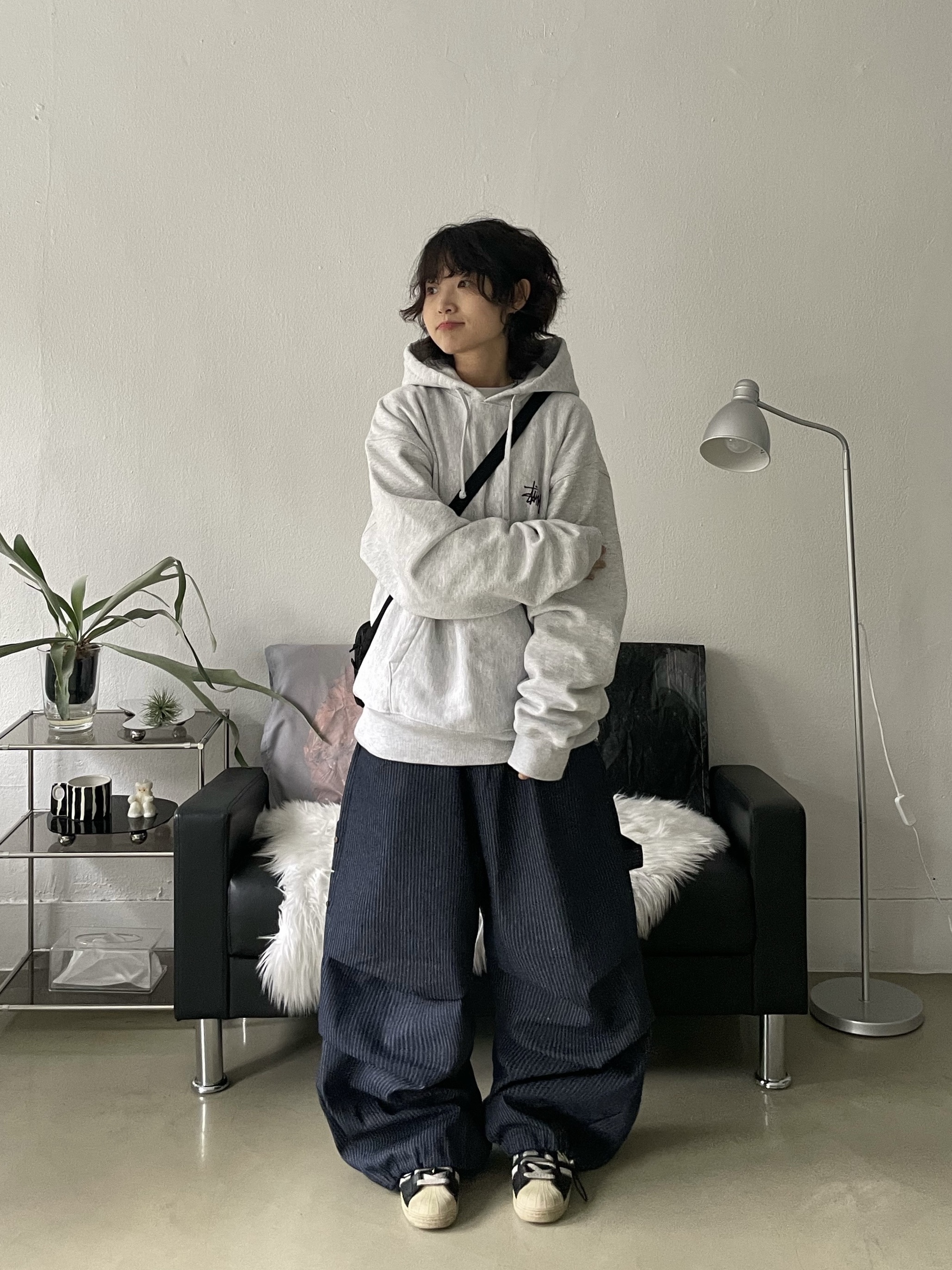 Human Made Military Light Pouch Black, Adidas Superstar Premium Black White 착용 스타일 - 6