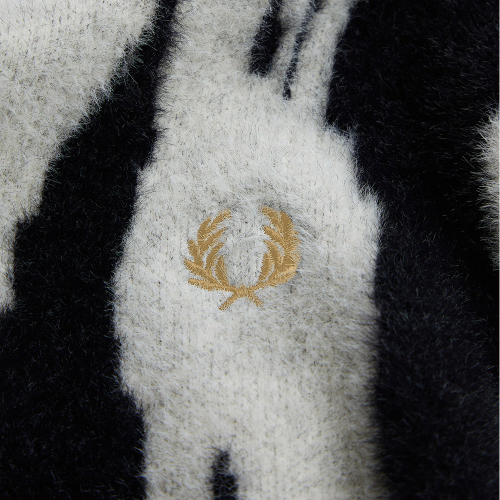 프레드페리 에이미와인하우스 에이미 스카프 에크루(Fred Perry X Amy Winehouse Amy Scarf Ecru) - 6