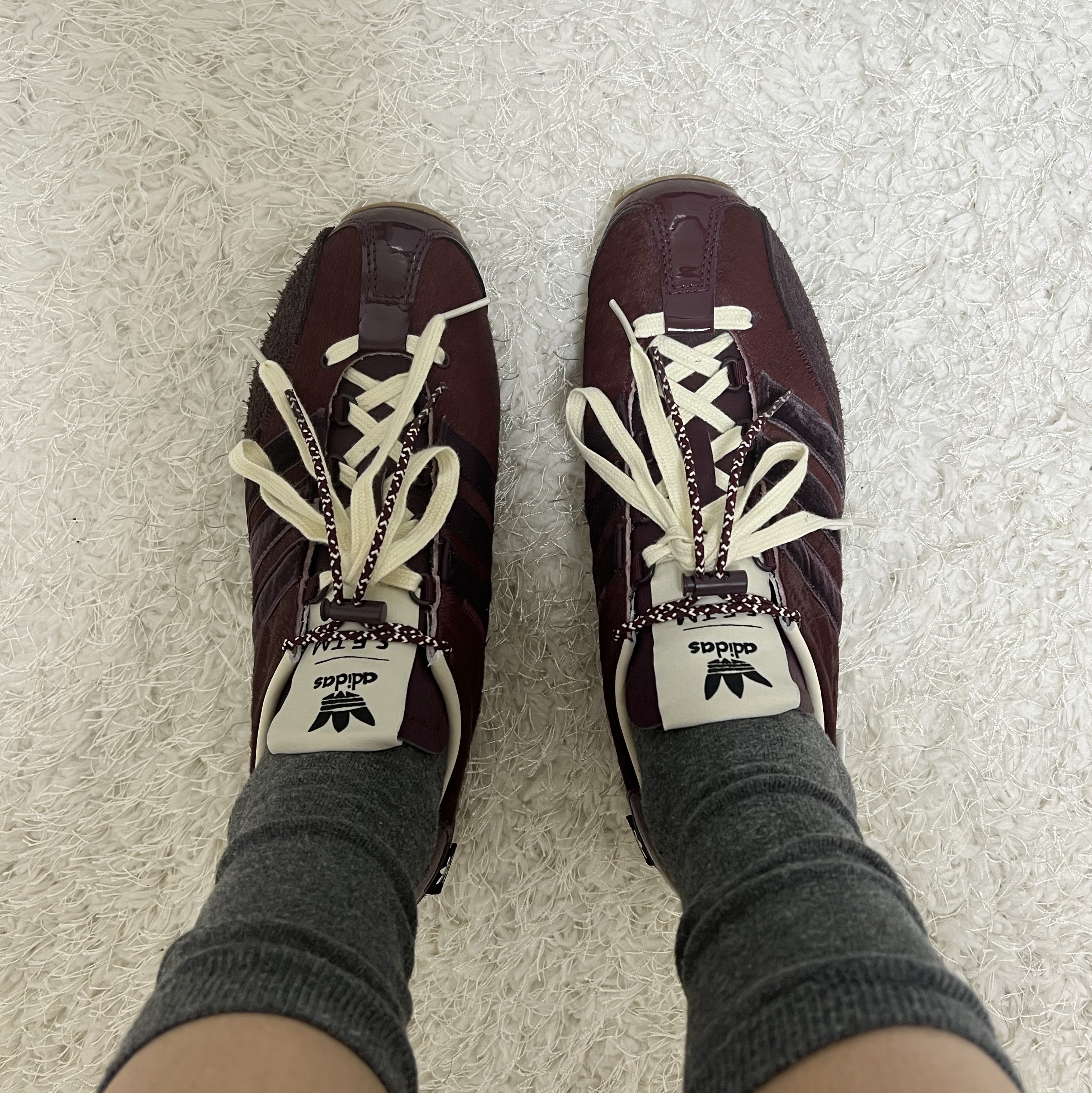 Adidas x Song for the Mute Country OG Maroon Core Black 착용 스타일