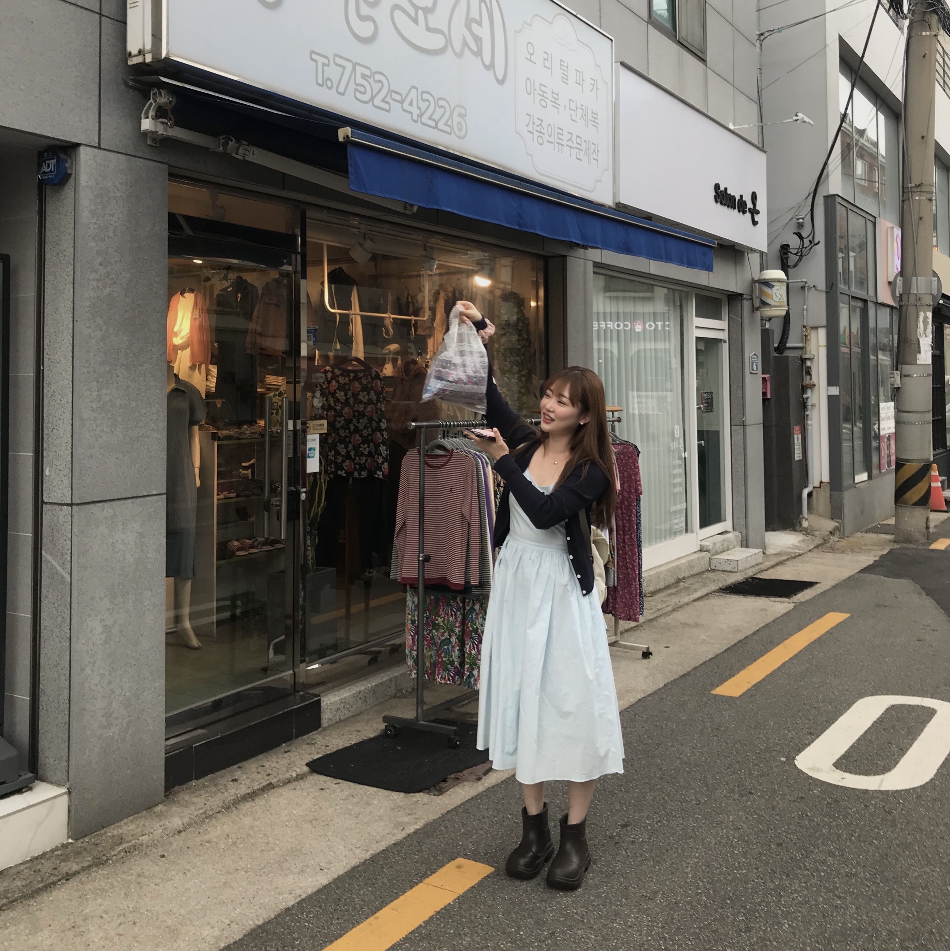 (W) Rockfishweatherwear Hayden Boots Cocoa 착용 스타일 - 3