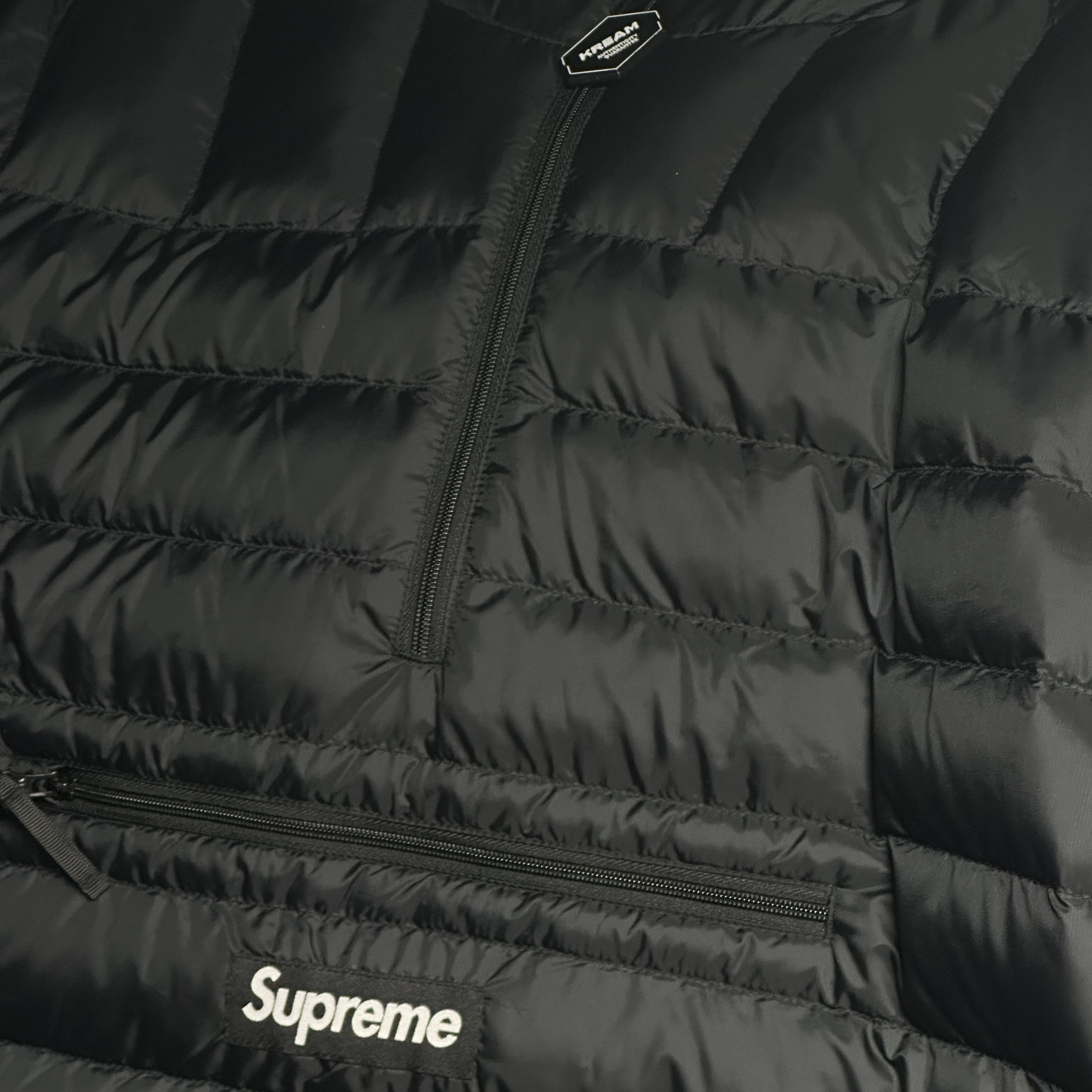 Supreme Micro Down Half Zip Hooded Pullover Black - 24FW 착용 스타일 - 2
