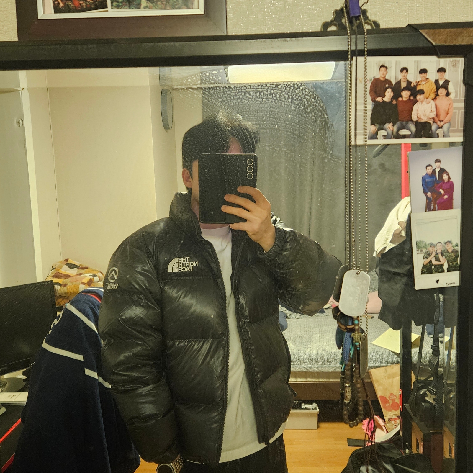 The North Face Quantum Nuptse RDS Down Jacket Silver Gray 착용 스타일
