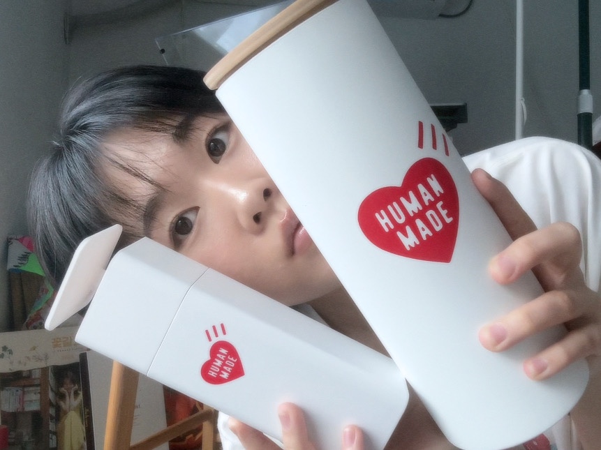 Human Made Bottle Tissue Case White, Human Made Push Dispenser White 착용 스타일