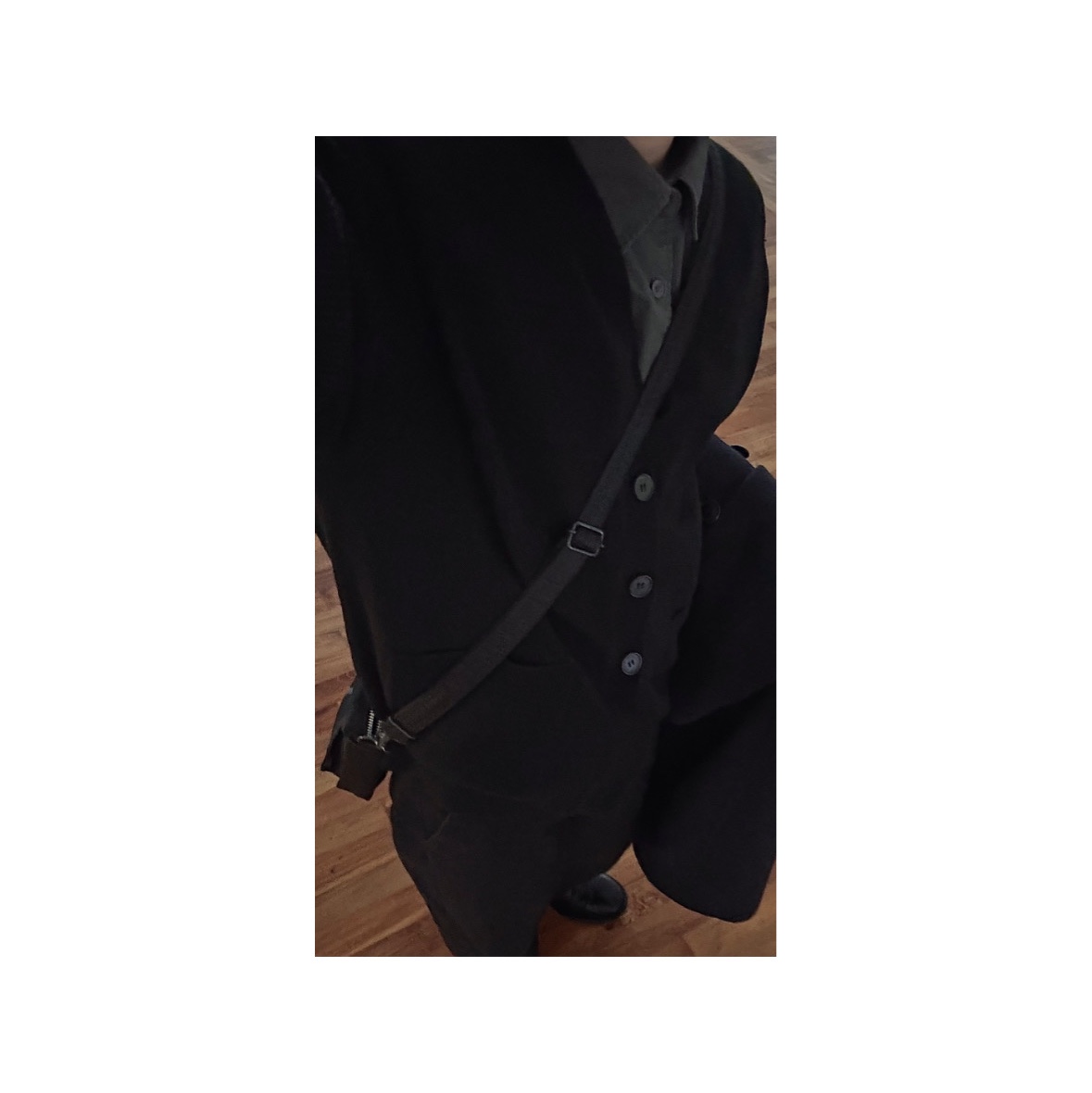 Porter Tanker Shoulder Bag Black 착용 스타일
