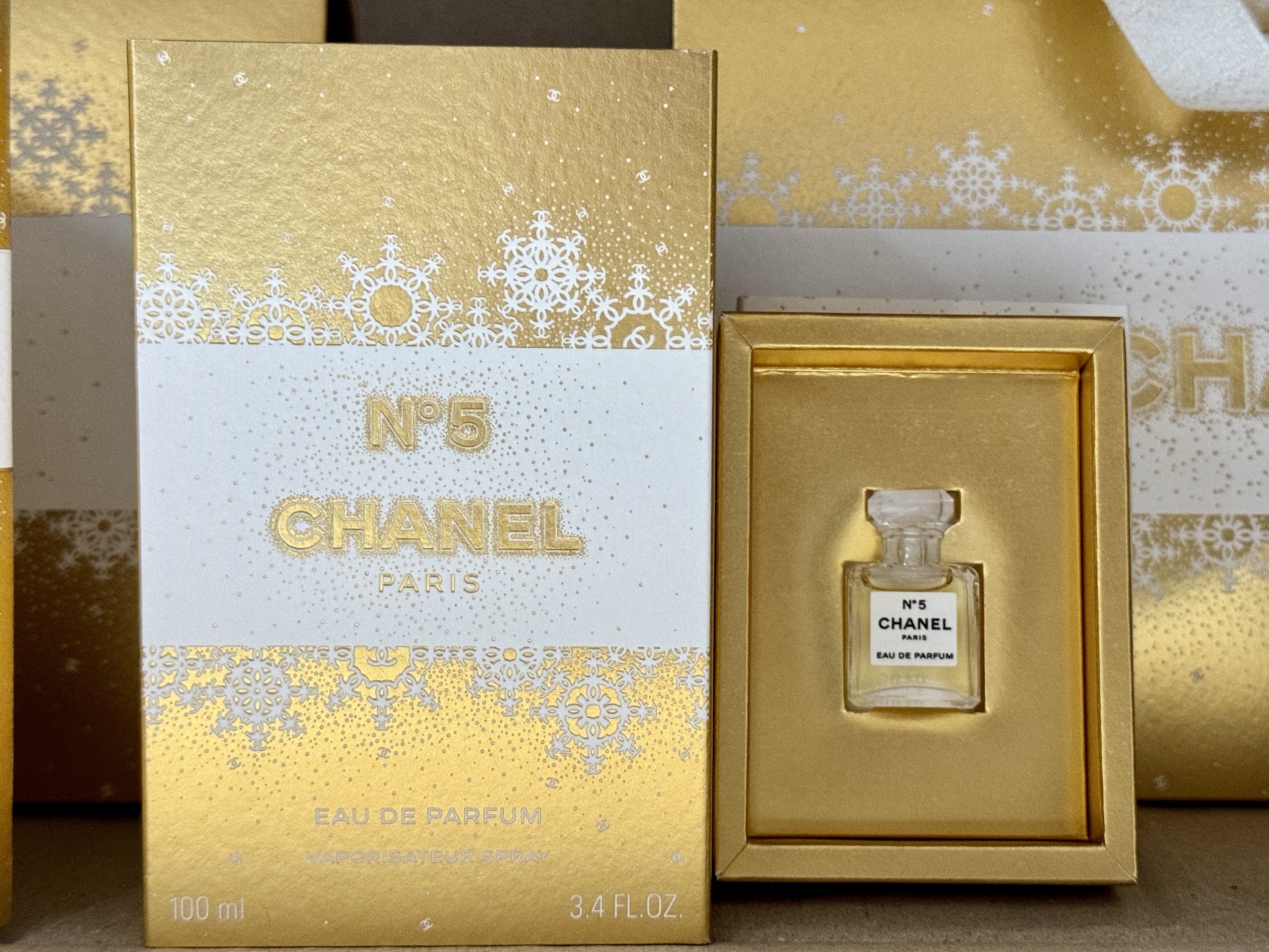 Chanel No.5 Eau De Parfum 100ml 착용 스타일 - 1