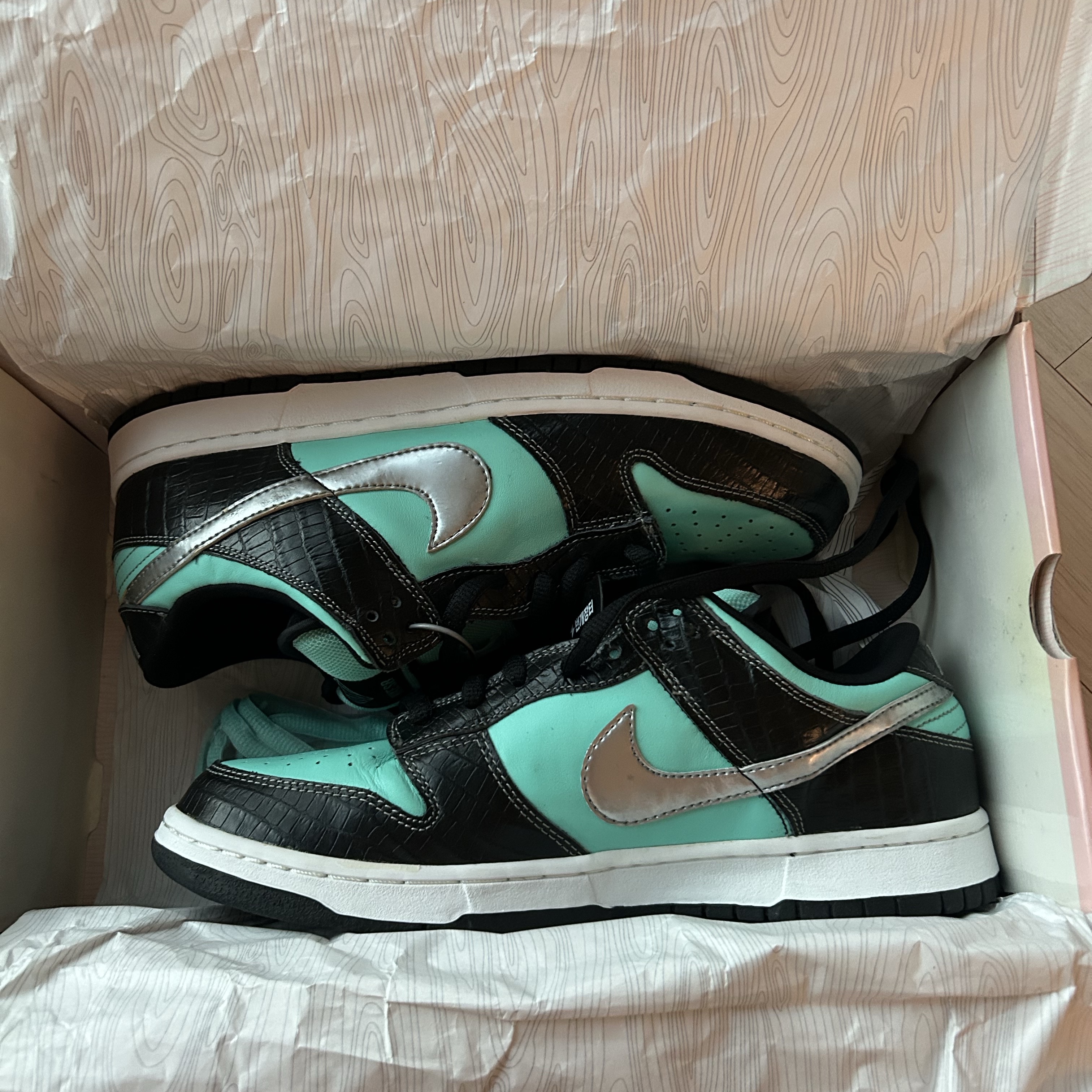 Nike x Diamond Supply Co. SB Dunk Low Tiffany 착용 스타일 - 2