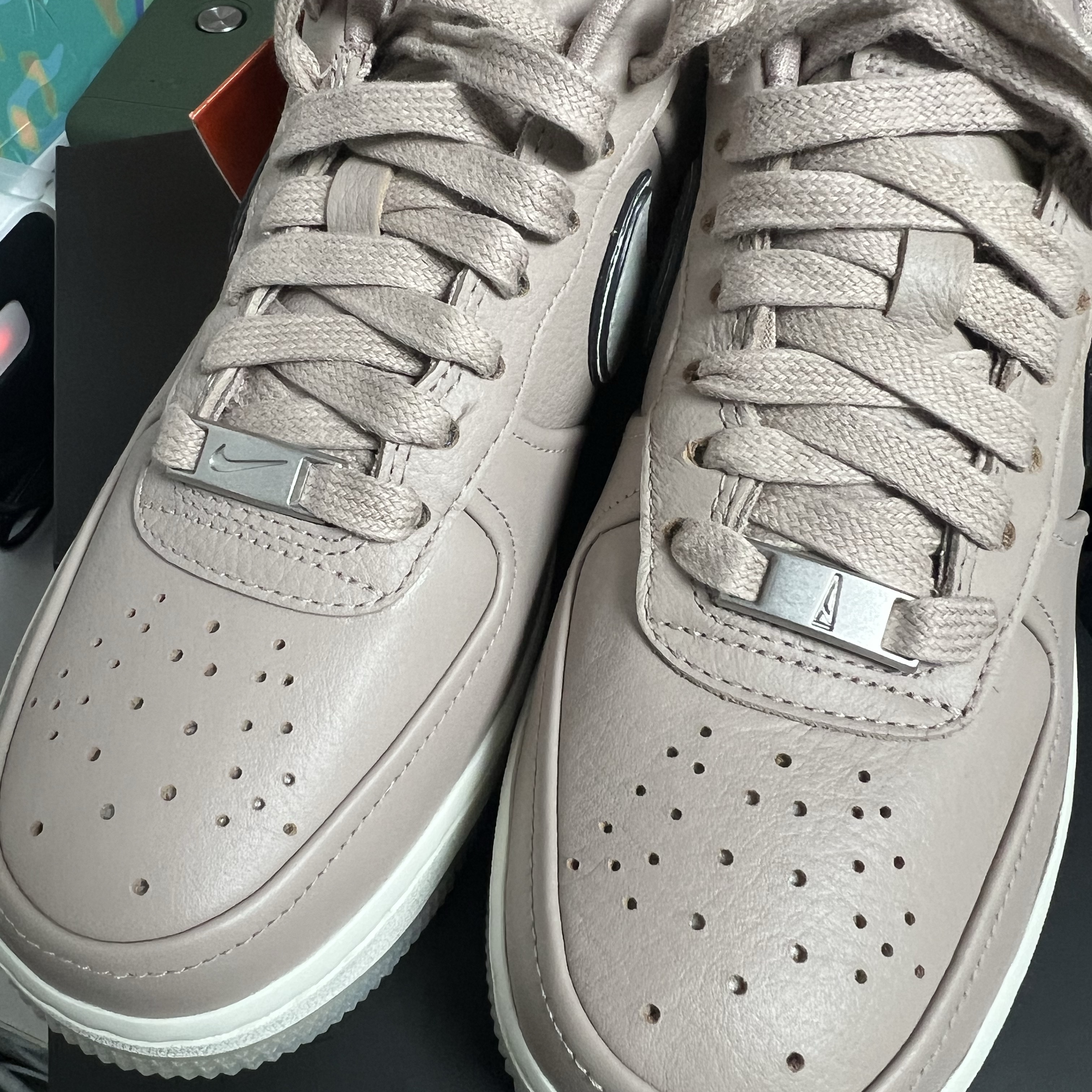 (W) Nike x A Ma Maniere Air Force 1 '07 W.Y.W.S. 착용 스타일 - 4