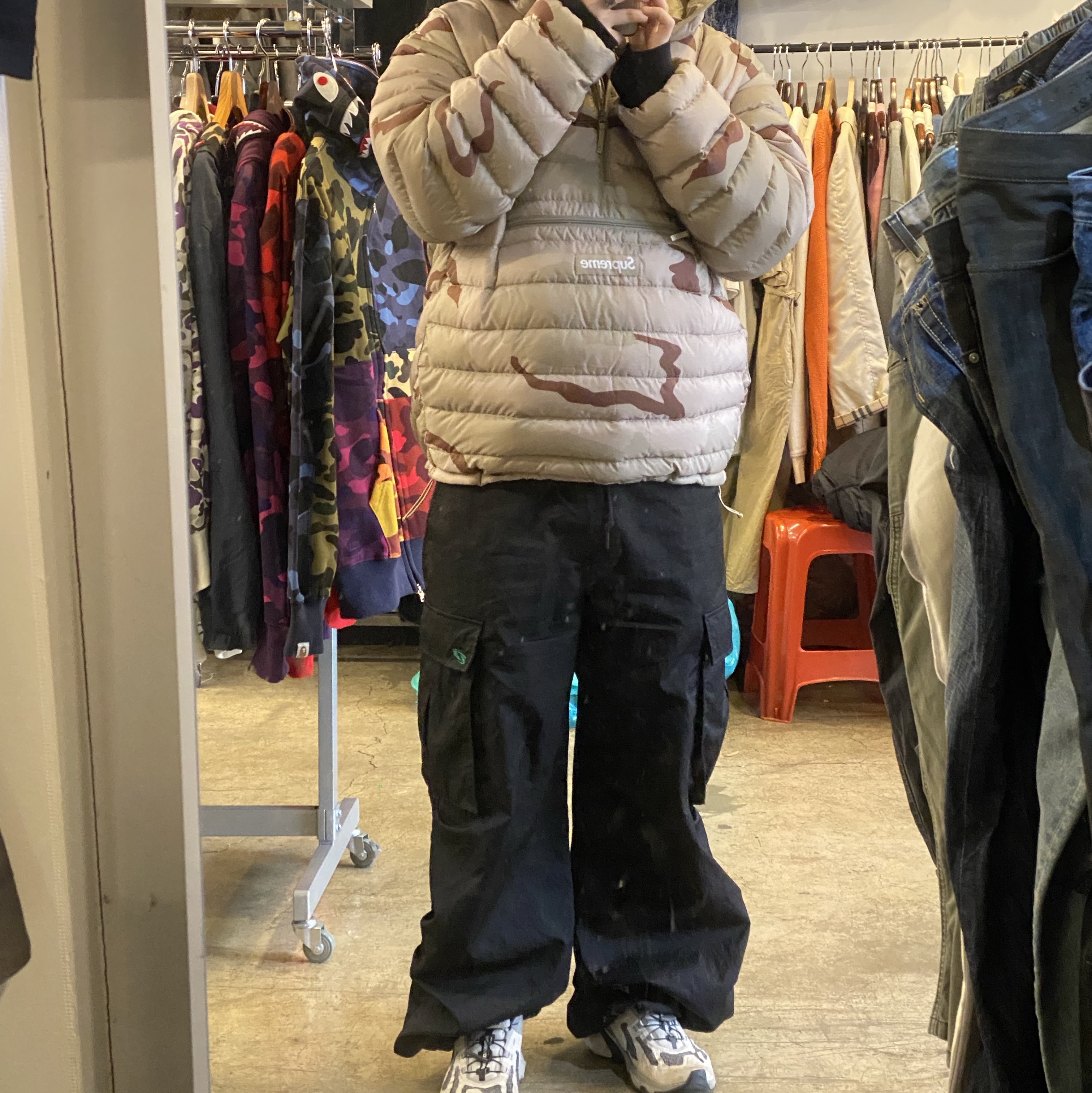 Supreme Micro Down Half Zip Hooded Pullover Desert Camo - 24FW, Salomon Speedverse PRG Black Nimbus Cloud Alloy 착용 스타일 - 2