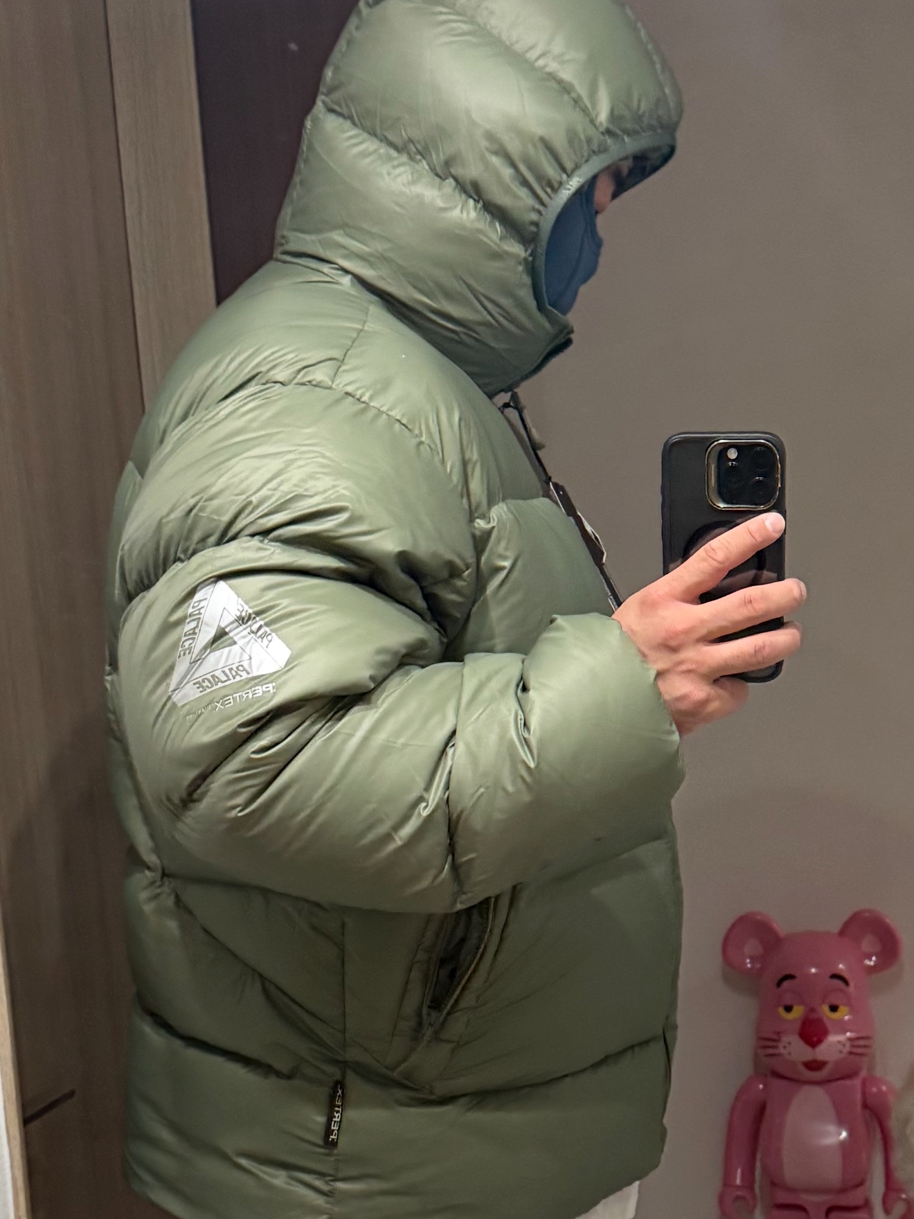 Palace Pertex Opaque Balaclava Puffa Green - 24FW 착용 스타일 - 5