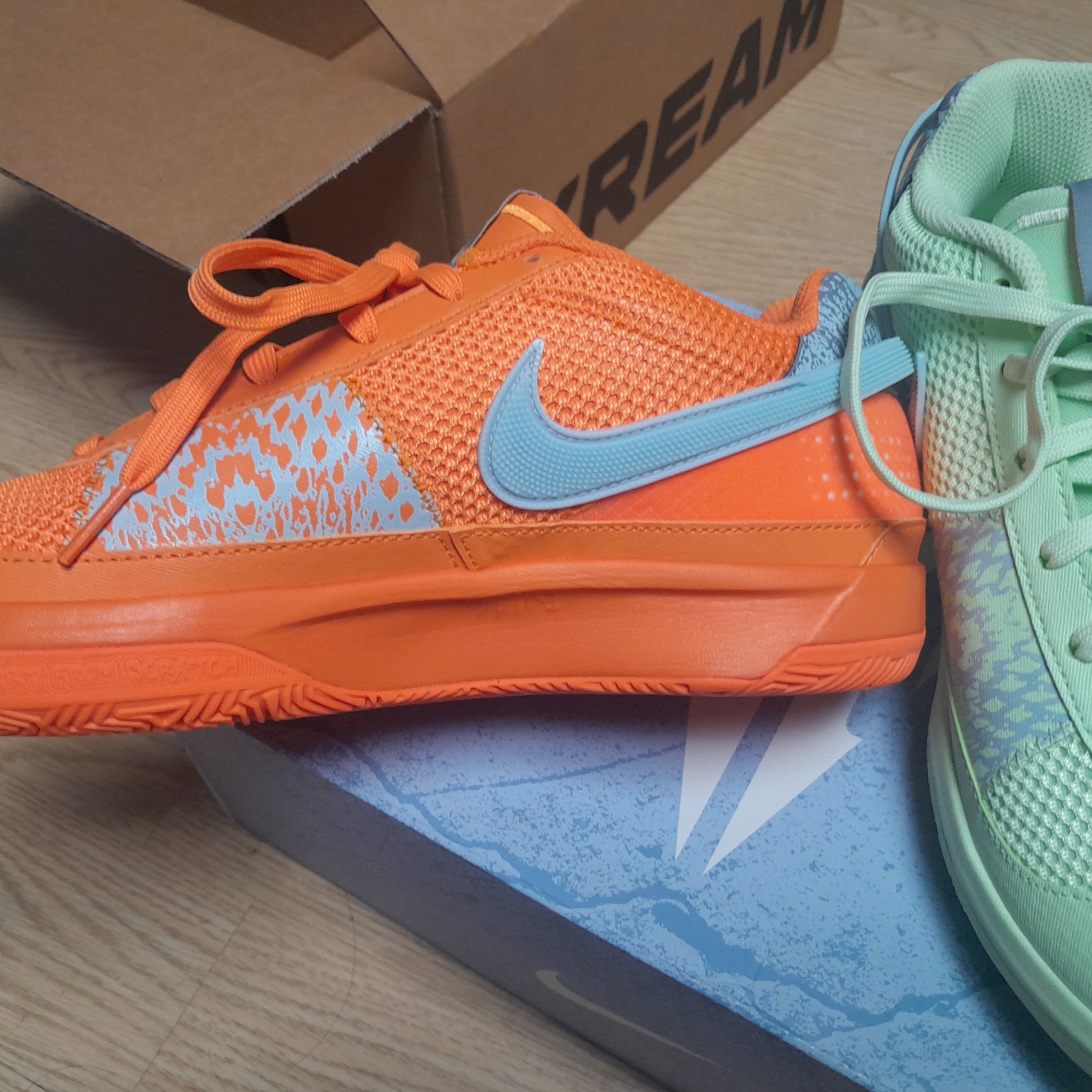 Nike Ja 1 EP Bright Mandarin Vapor Green 착용 스타일 - 4
