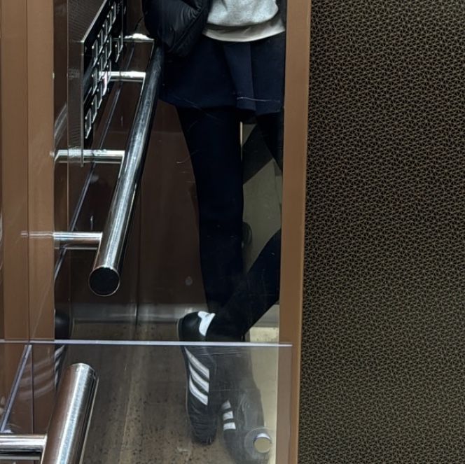 (W) Adidas Taekwondo Core Black Cloud White 착용 스타일 - 3