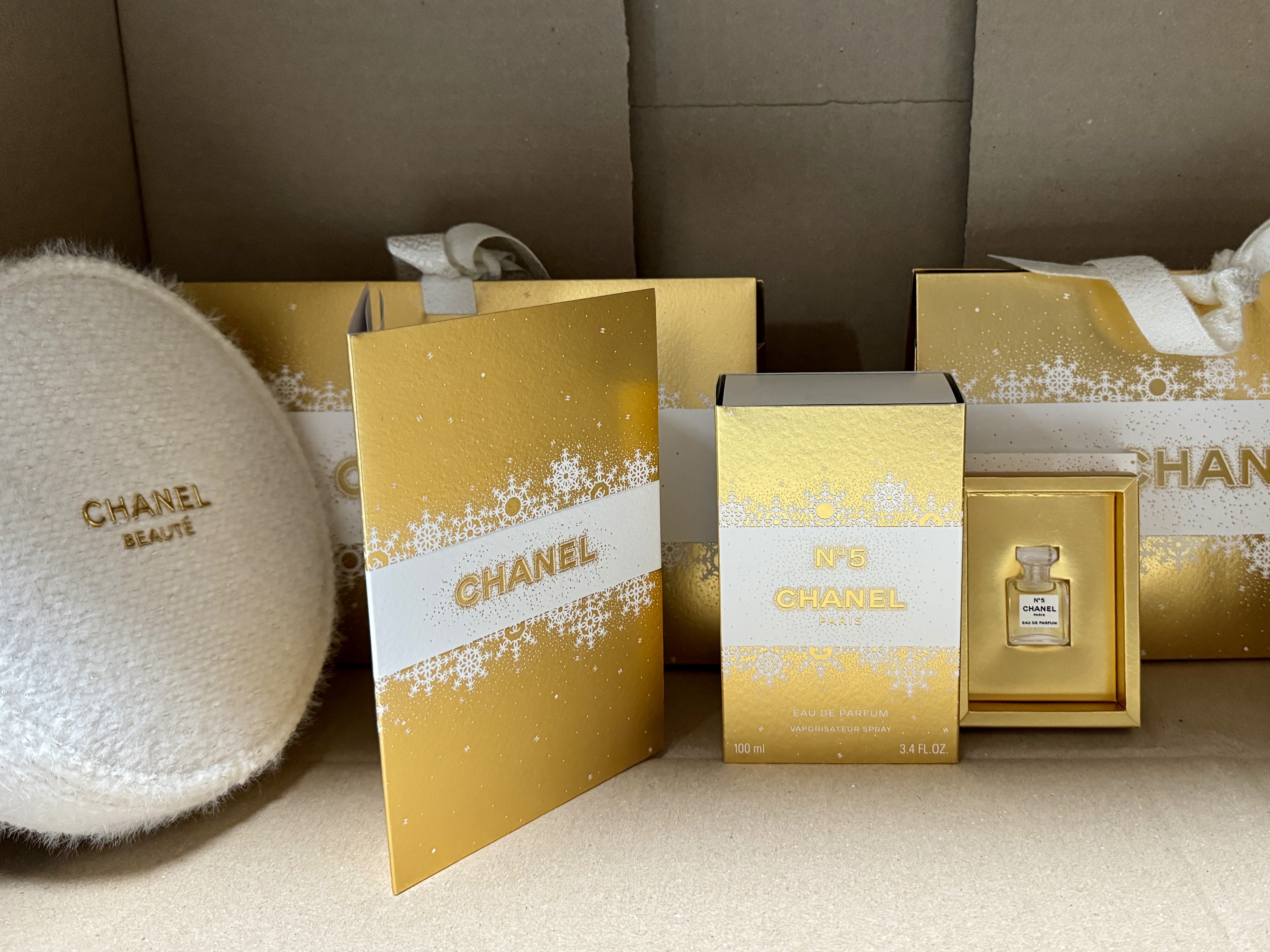 Chanel No.5 Eau De Parfum 100ml 착용 스타일 - 2