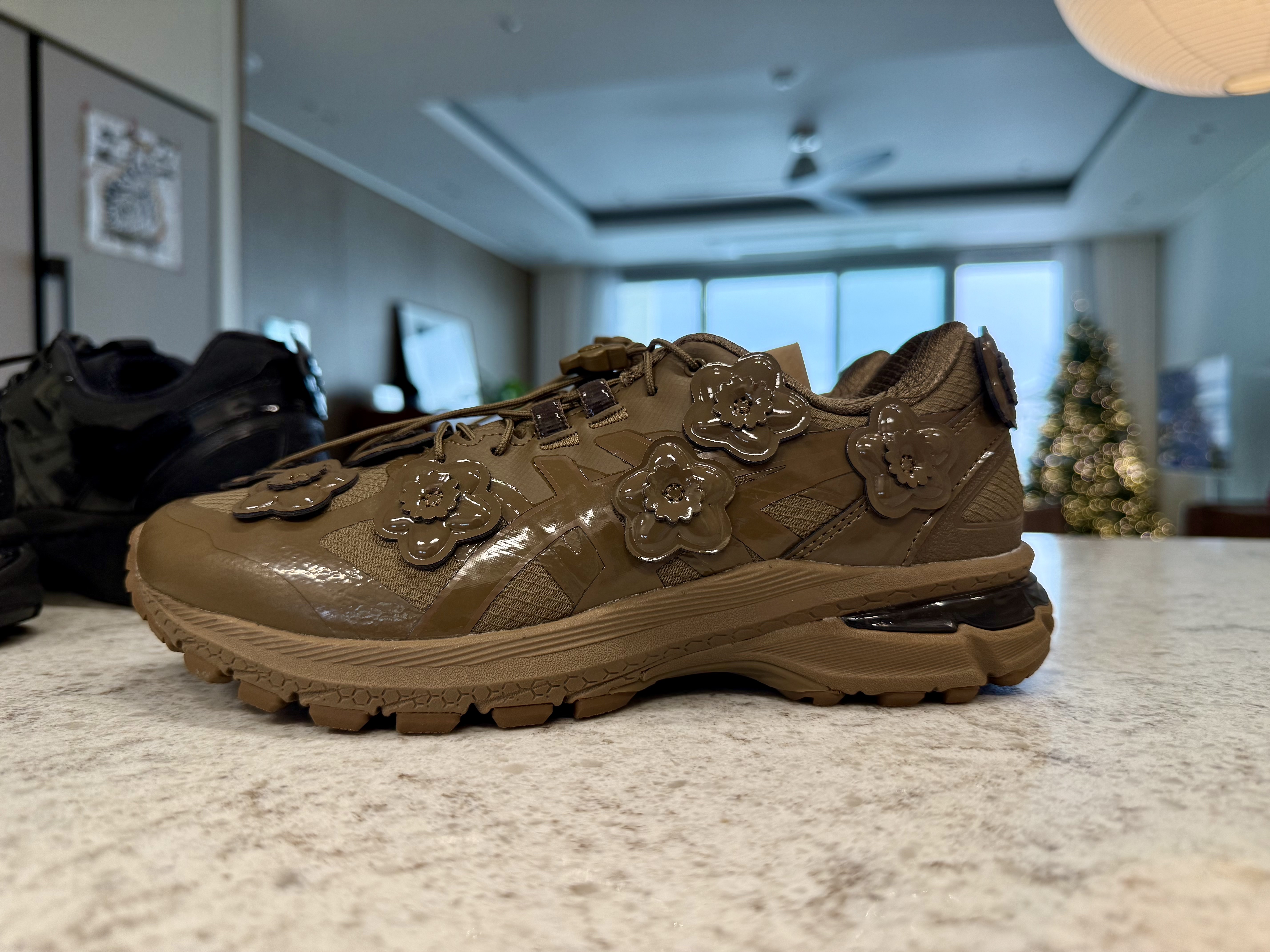 Asics x Cecilie Bahnsen Gel-Terrain Black, Asics x Cecilie Bahnsen Gel-Terrain Sepia 착용 스타일 - 6
