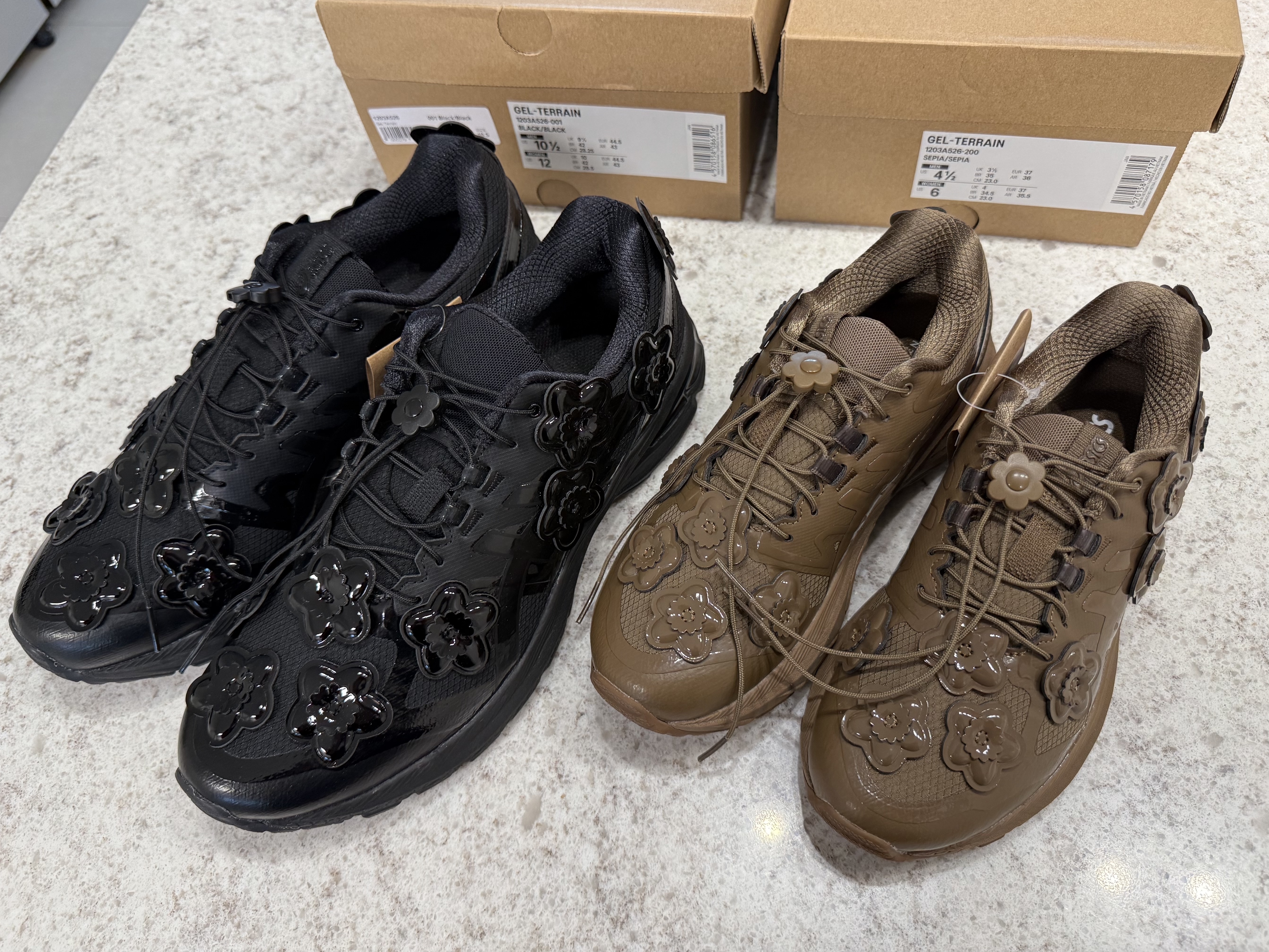 Asics x Cecilie Bahnsen Gel-Terrain Black, Asics x Cecilie Bahnsen Gel-Terrain Sepia 착용 스타일 - 1