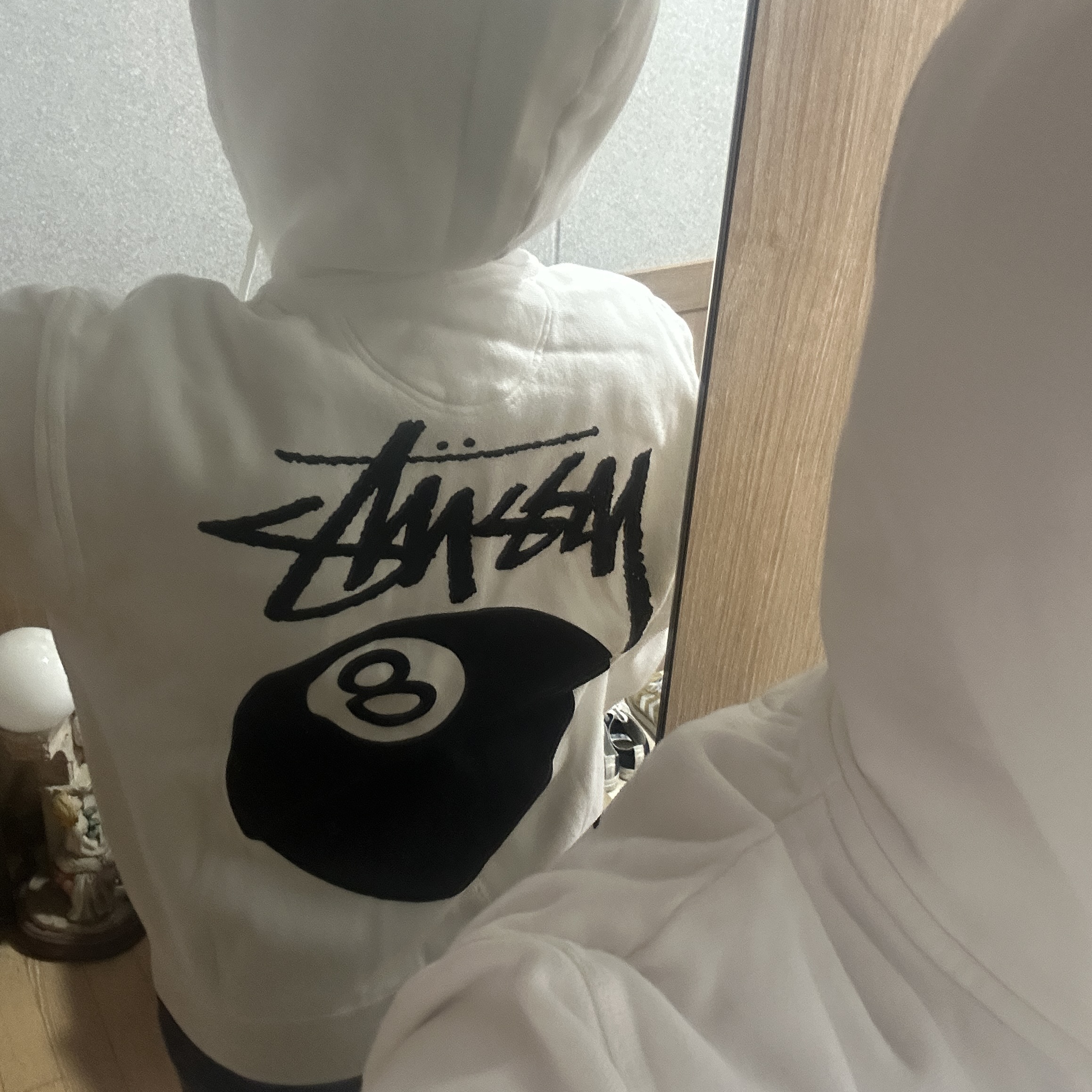Stussy 8 Ball Pigment Dyed Zip Hoodie Natural 착용 스타일