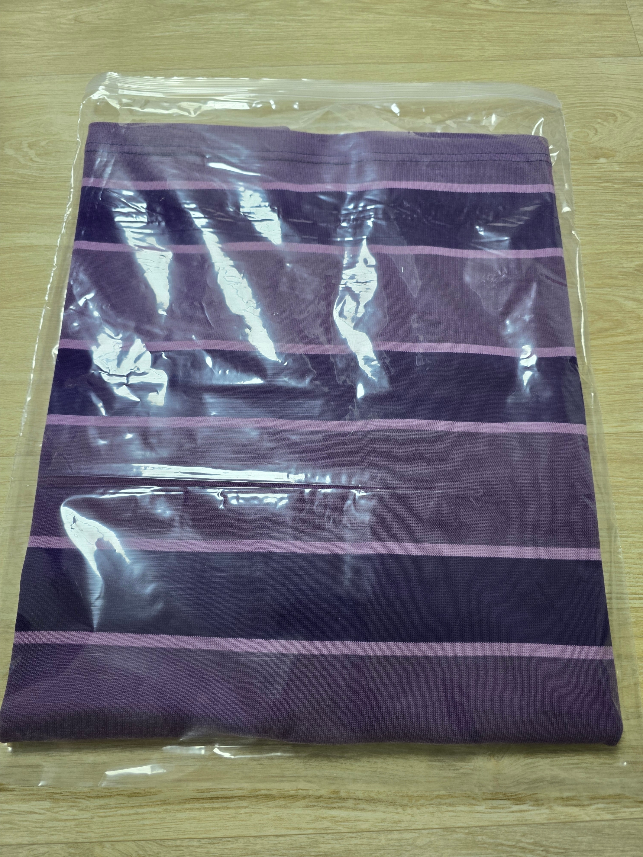 IAB Studio x Arcane Jinx Striped T-shirt Purple Stripe Pink 착용 스타일 - 2