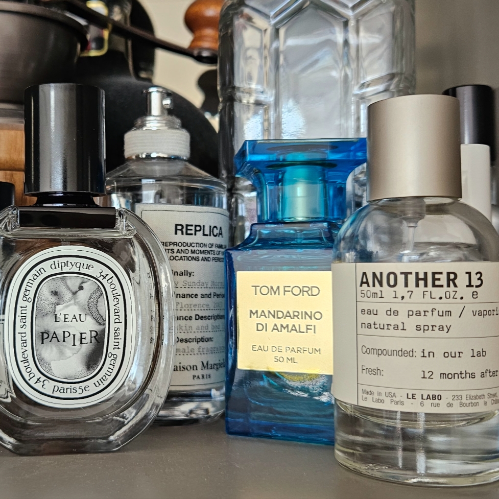Le Labo Another 13 Eau De Parfum 50ml, Tom Ford Mandarino Di Amalfi Eau De Parfum 50ml 착용 스타일