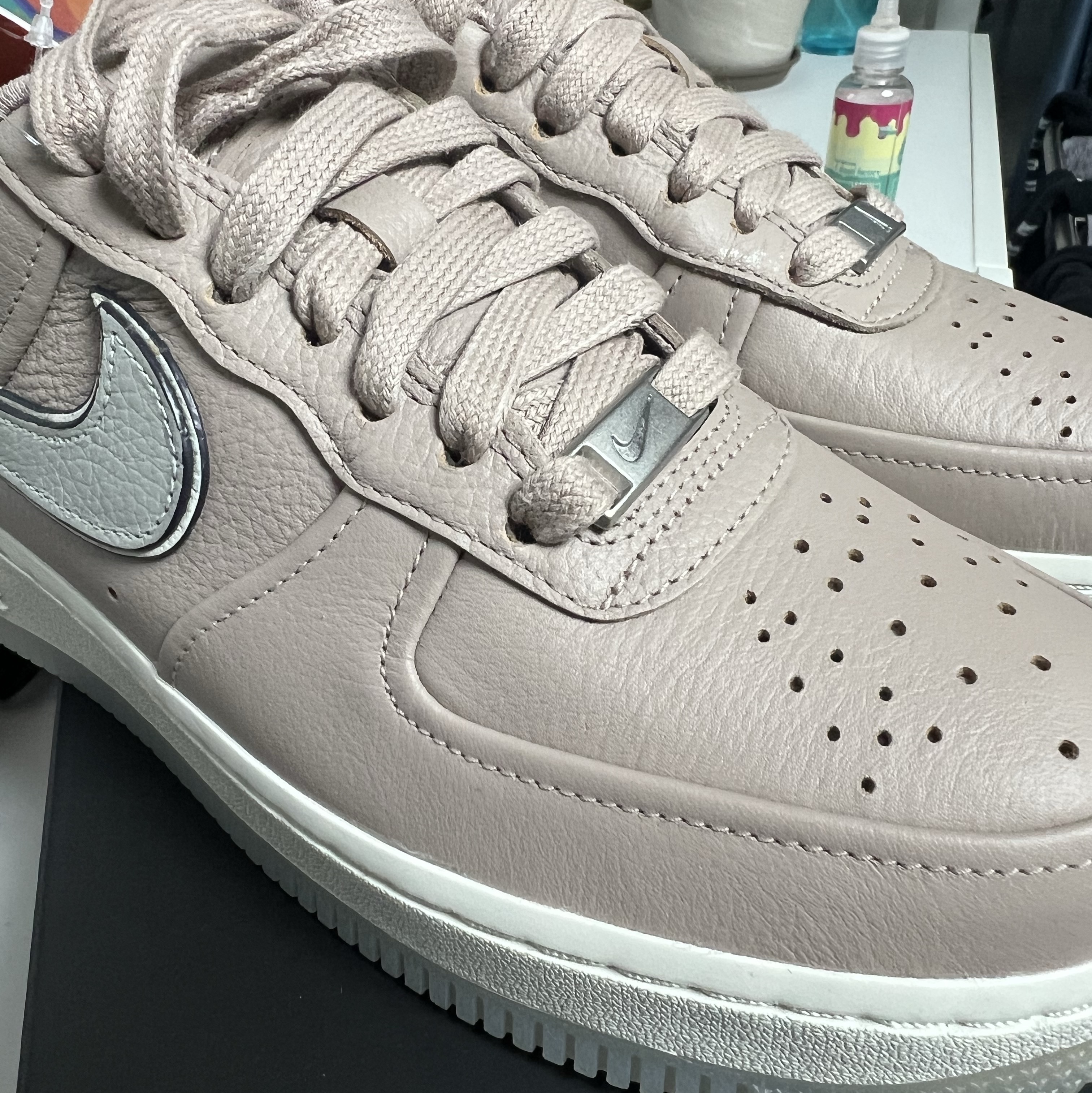 (W) Nike x A Ma Maniere Air Force 1 '07 W.Y.W.S. 착용 스타일 - 1