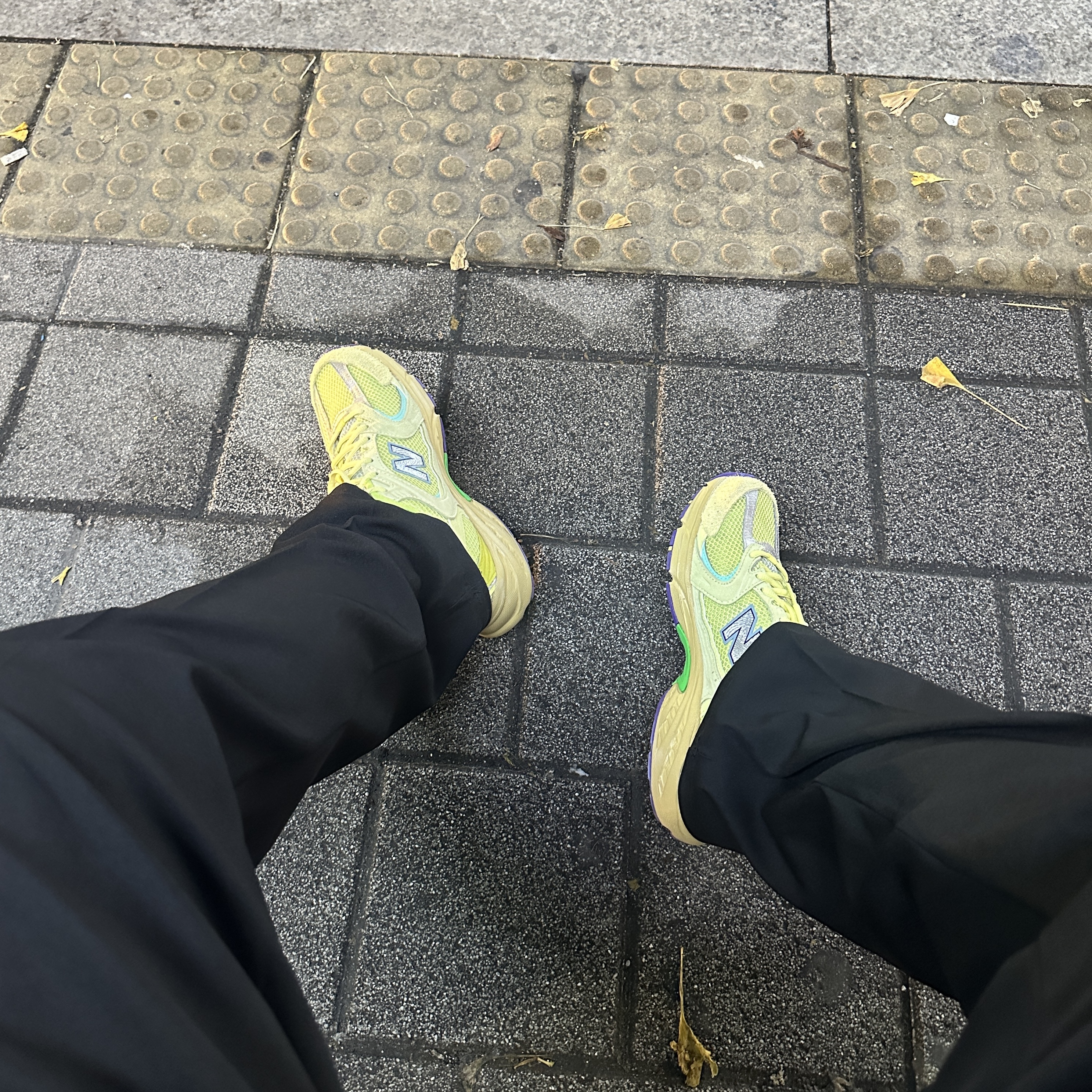 New Balance x Salehe Bembury 530 Dusty Yellow Celery Green 착용 스타일
