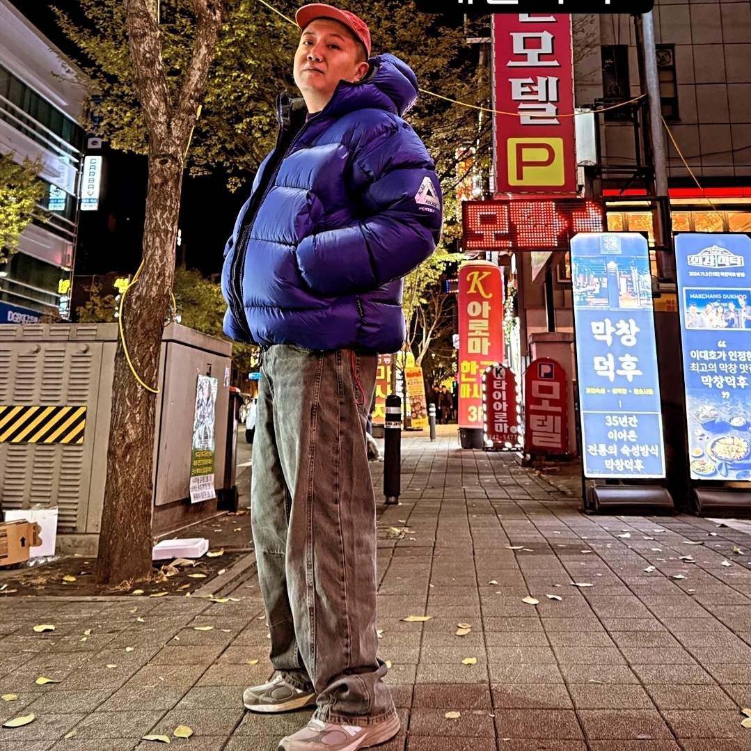 Palace Pertex Opaque Balaclava Puffa Deep Ultra - 24FW, Supreme Coated Denim Camp Cap Red - 24SS 착용 스타일