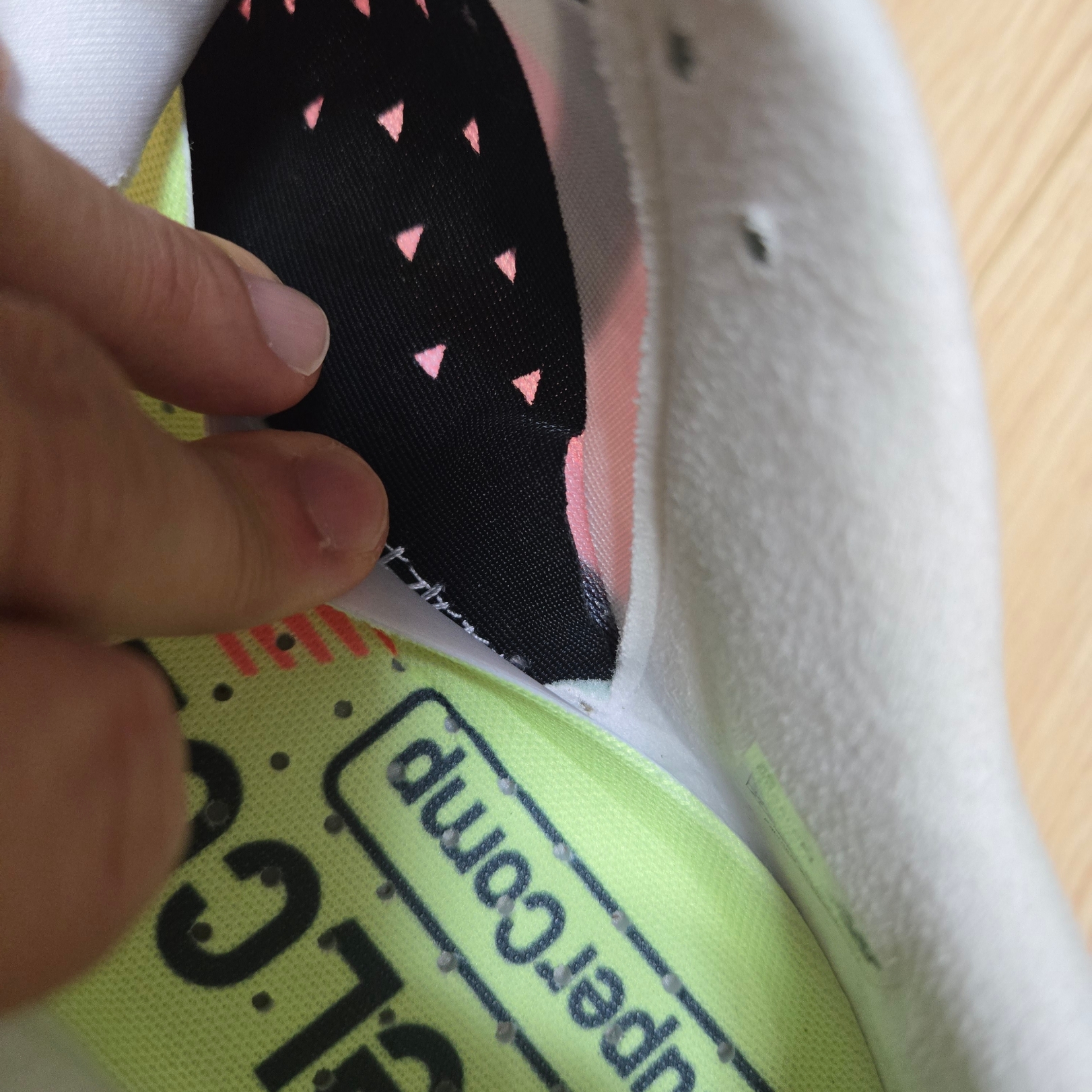 New Balance Fuelcell Supercomp Elite v4 Ultra Pink White - 2E Wide 착용 스타일 - 1